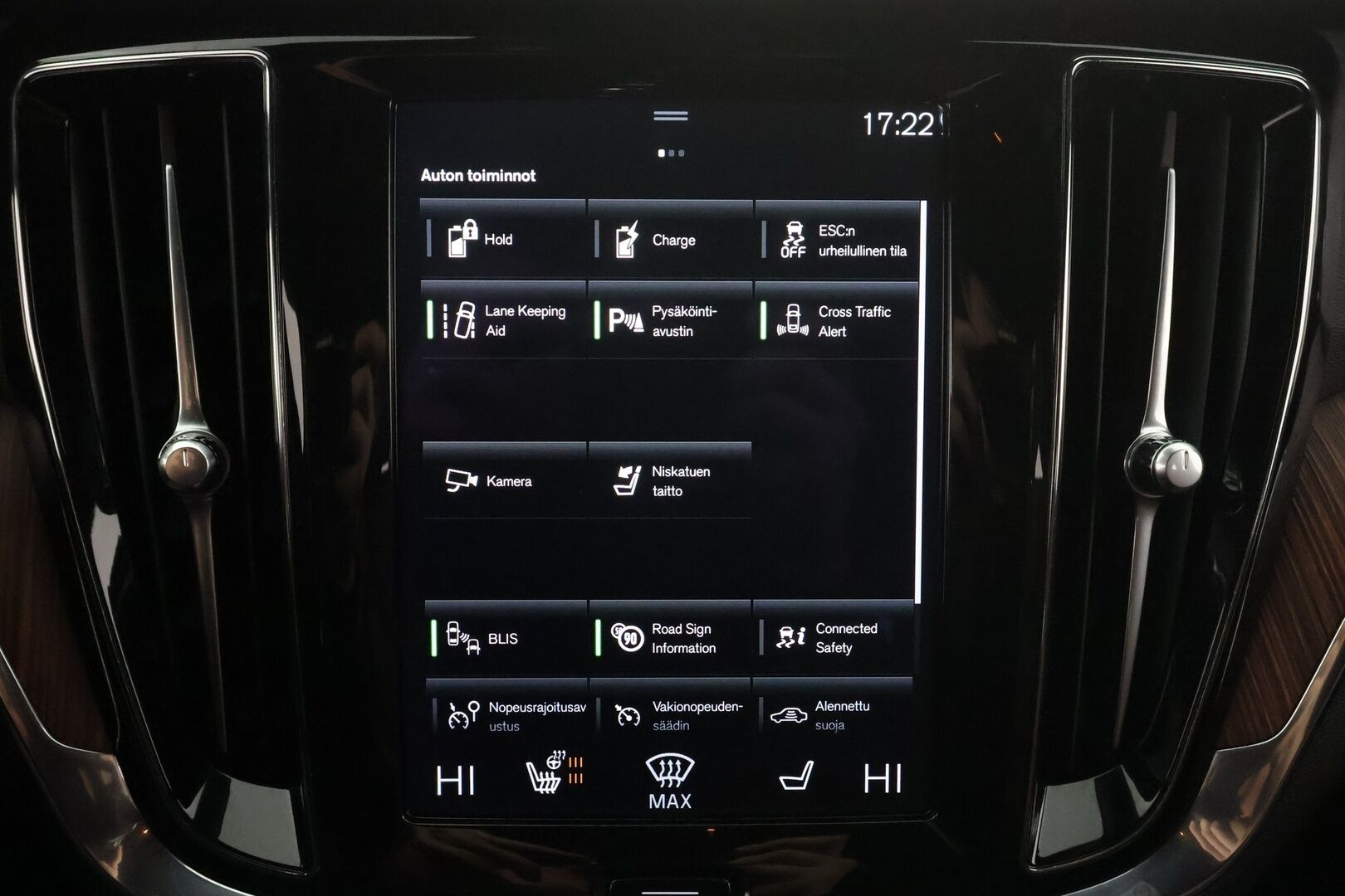 Volvo V60 2021 T8 TwE AWD Business Inscription aut * ACC / Webasto / Muistipenkki / BLIS / ALV / Ruskeat nahat / Keyless / LED / Navi * - 1.Om Suomi-auto / Kahdet renkaat aluvanteilla / Merkkihuollettu* - HULLUT AVAJAISHULINAT KORKOTARJOUS 3,29 %