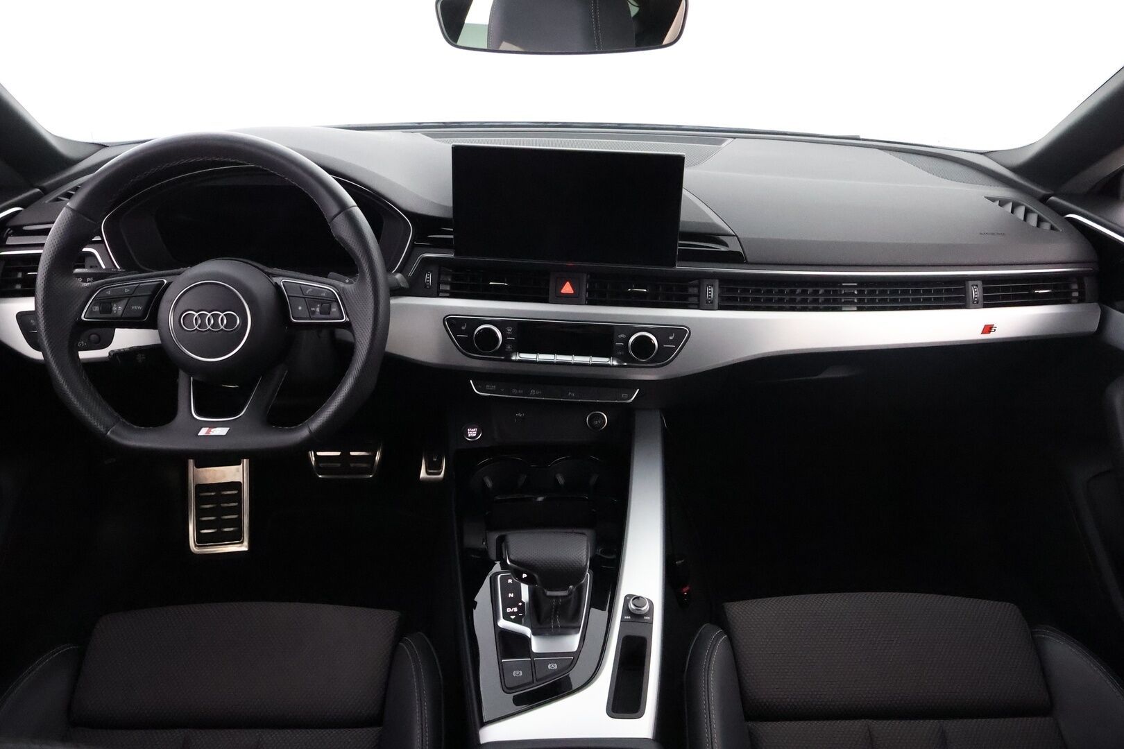 Audi A5 2021 Sportback Business Advanced 40 TFSI MHEV S tronic S Line - 3,99 % KORKOTARJOUS TÄHÄN AUTOON 7.9. ASTI! - Suomiauto / Webasto / Peruutuskamera / Digital Cockpit / Vetokoukku / Matrix LED / Puolinahkasisusta / Todella näyttävä!