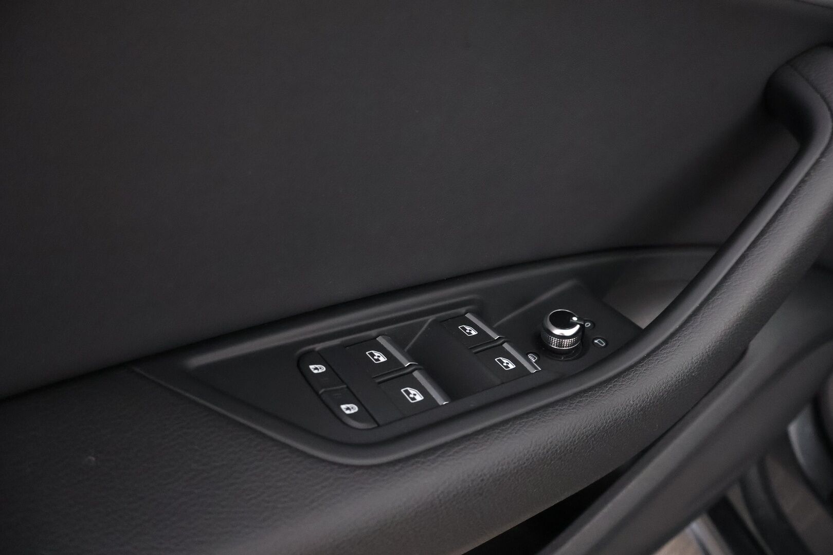 Audi A5 2021 Sportback Business Advanced 40 TFSI MHEV S tronic S Line - 3,99 % KORKOTARJOUS TÄHÄN AUTOON 7.9. ASTI! - Suomiauto / Webasto / Peruutuskamera / Digital Cockpit / Vetokoukku / Matrix LED / Puolinahkasisusta / Todella näyttävä!