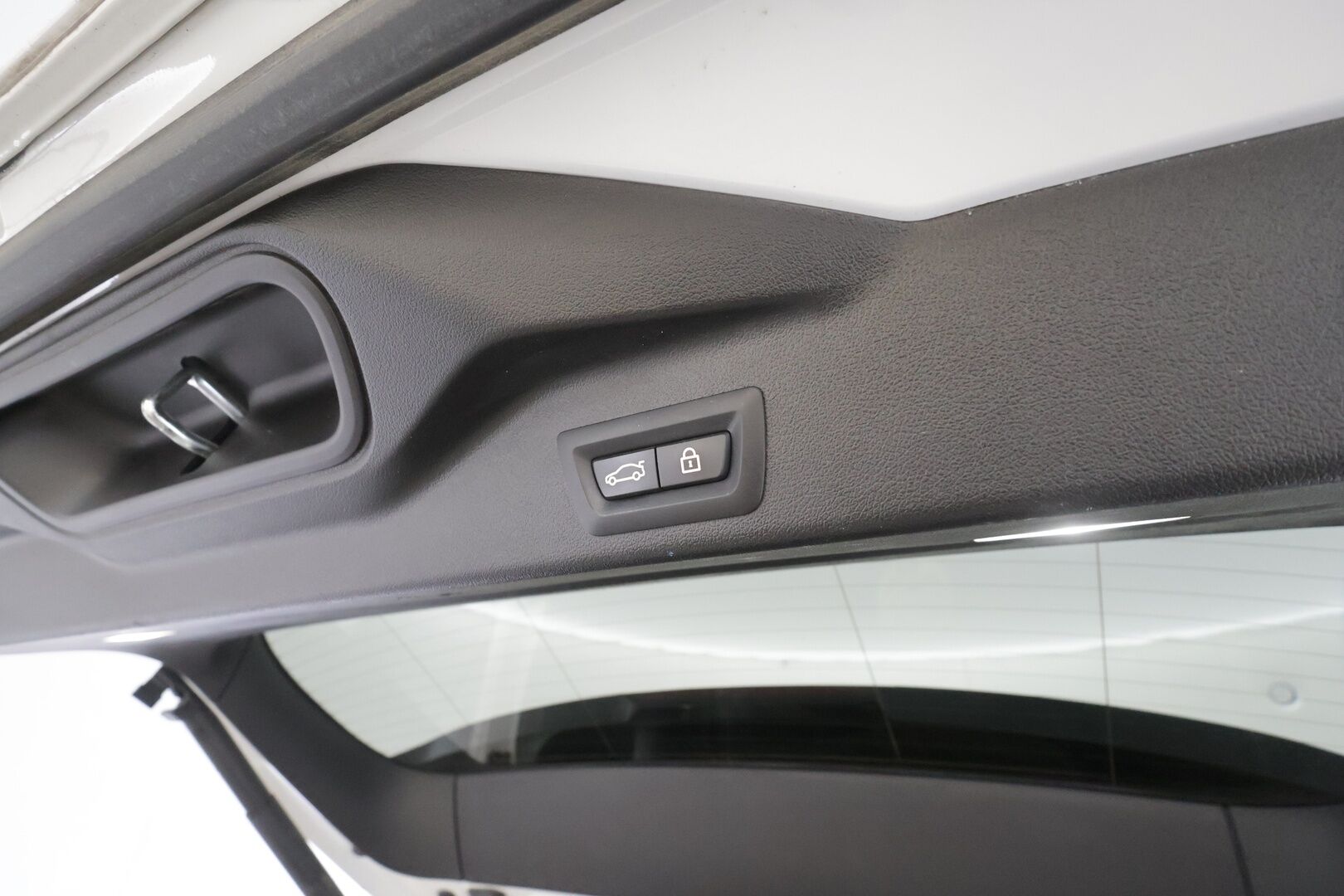 BMW X5 2021 G05 xDrive45e A M Sport - | ACC | Lisälämmitin | Koukku | Ilma-alusta | Soft Close | Hifit | Adapt. LED | 360-Kamera | Panorama | Muistipenkki | Ruskeat Sporttinahat | Comfort Access | Suomi-auto | Merkkihuollettu |