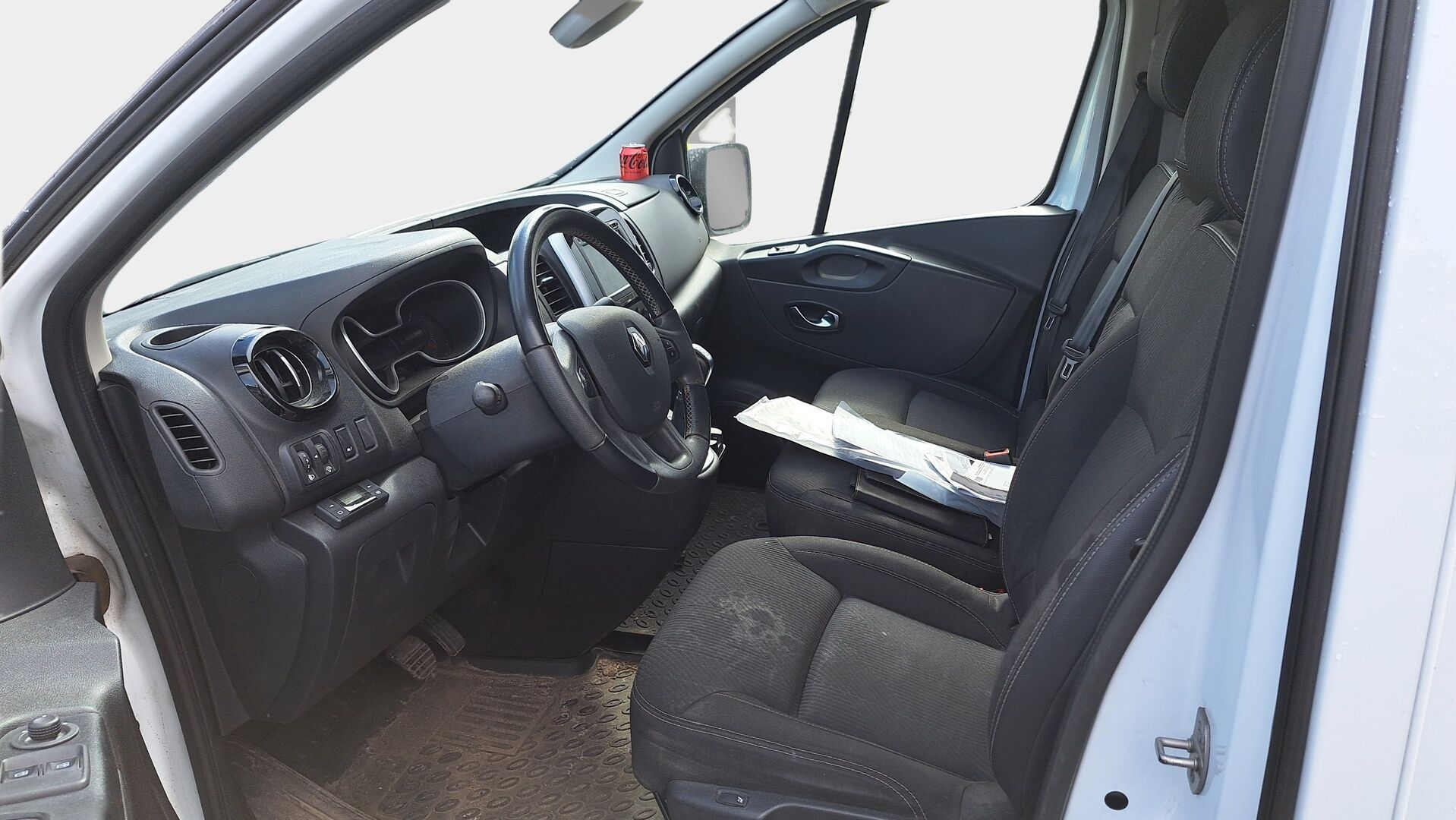 Renault Trafic 2019 dCi 145 L2H1 6,0m3 EDC Navi Edition - Suomiauto / Webasto / Vetokoukku / LED Pure Vision / Peruutuskamera / Navi / 2x Hyvät renkaat / Juuri huollettu!