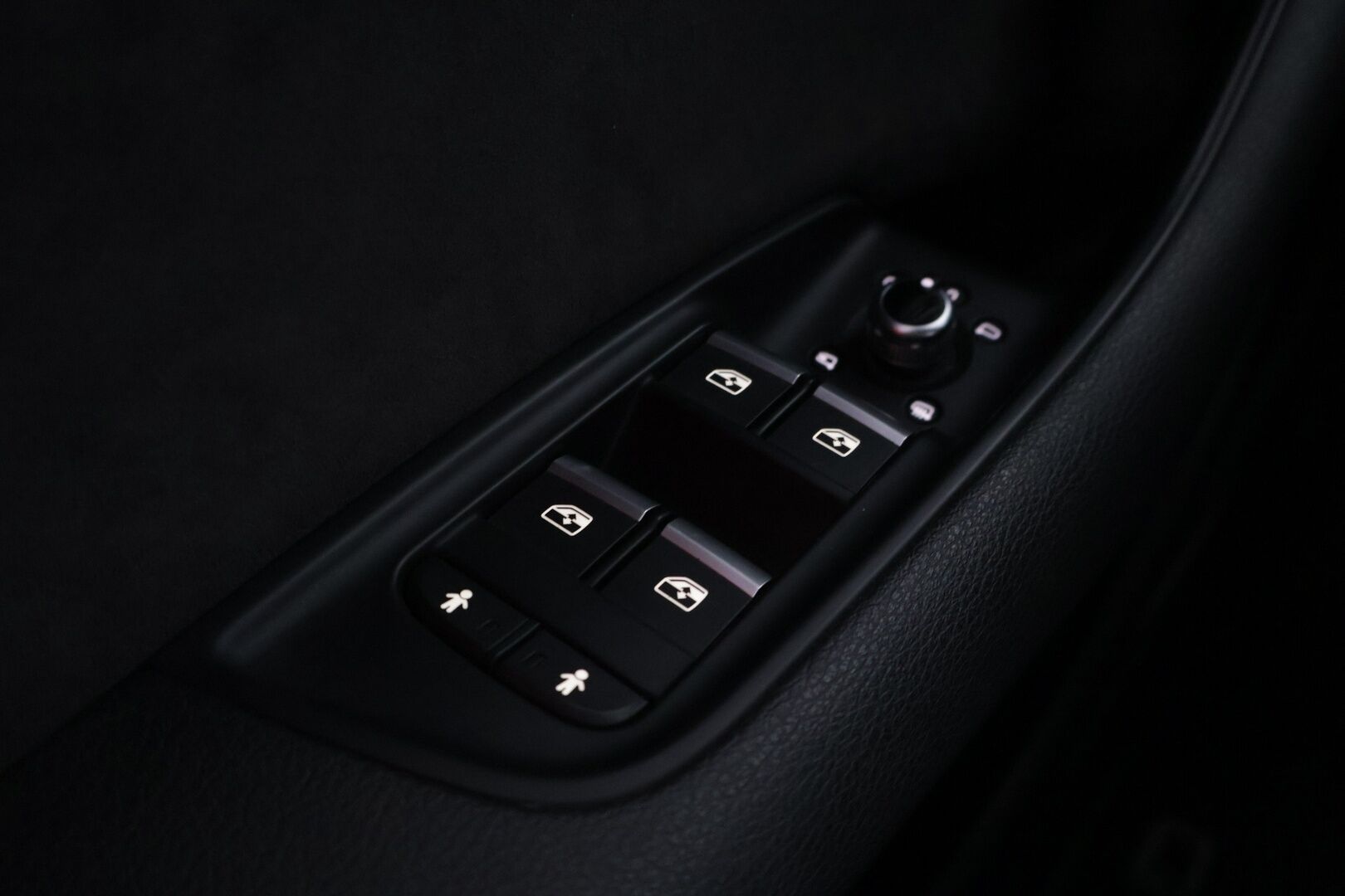 Audi Q7 2017 3,0 V6 TDI e-tron quattro tiptronic *ACC / Koukku alletaittuva / Bose / Adapt.LED / S.Luukku / Panorama* - *Aidot 22" Vossenit kesäksi! / Hiljattain leimattu!!*