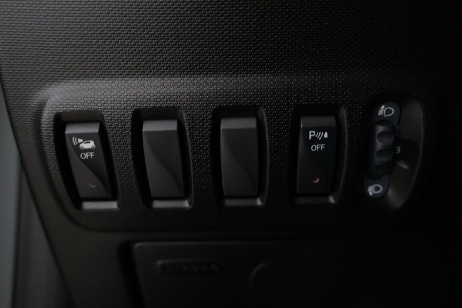 smart fortwo 2023 coupé EQ - | Näppärä! | Nahkapenkit | Peruutustutka | Automaattinen ilmastointi | Penkinlämmittimet |