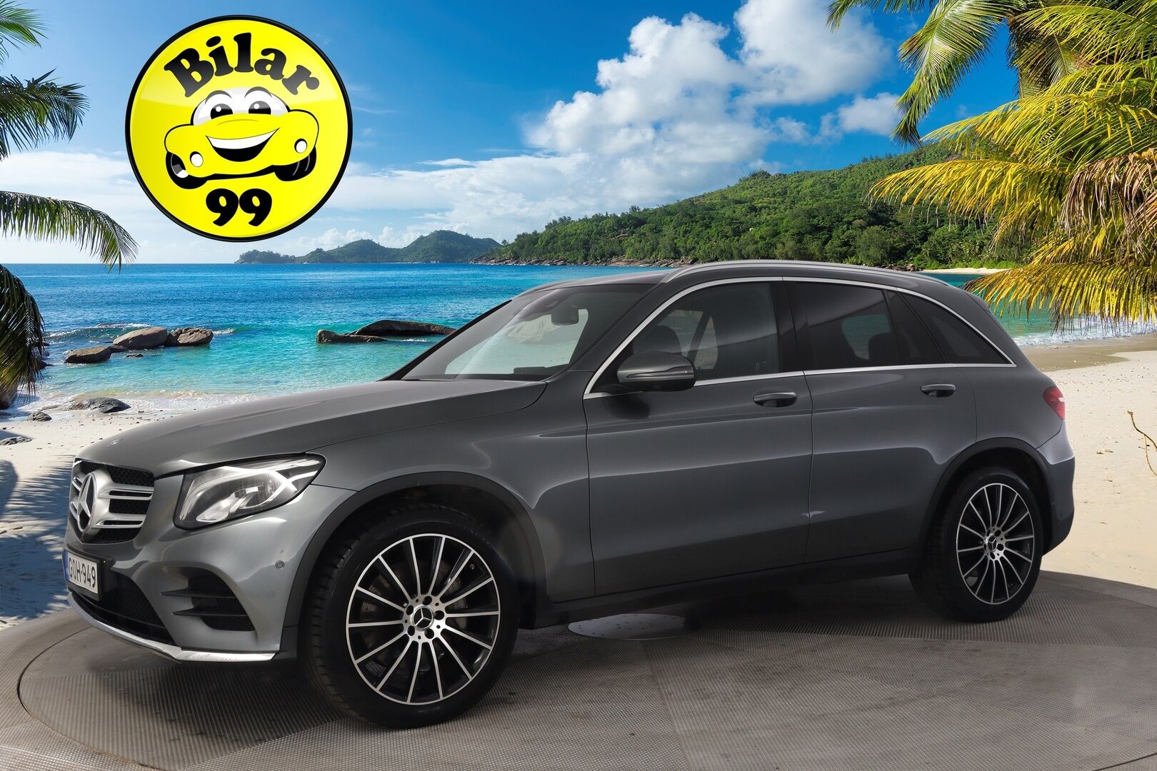 Mercedes-Benz GLC 2016 250 d 4Matic A Premium Business AMG *Panorama / 360-kamera / Koukku / Kessy / Navi* - 3,99 % KORKOTARJOUS TÄHÄN AUTOON 28.9. ASTI! - *Juuri huollettu / AMG sisä- ja ulkopaketti / 2x hyvät renkaat aluvanteilla*