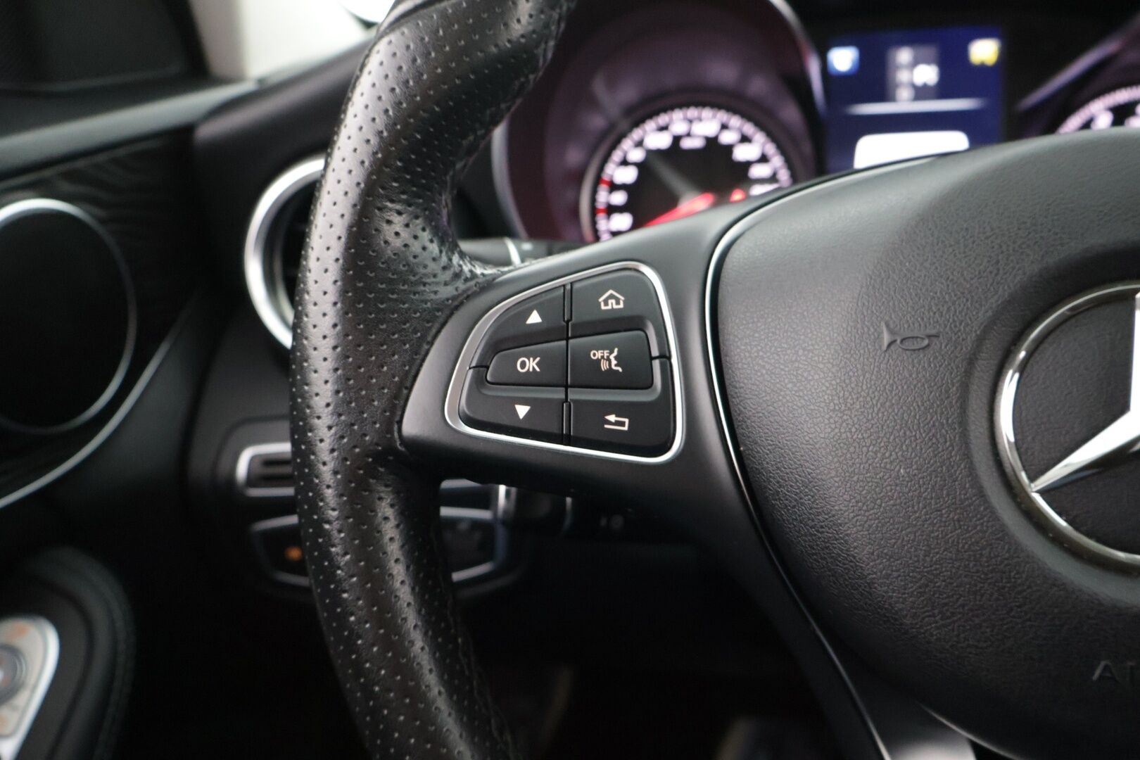 Mercedes-Benz C 2016 200 Premium Business - Todella siisti / Hyvät varusteet / Tule katsomaan paikanpäälle