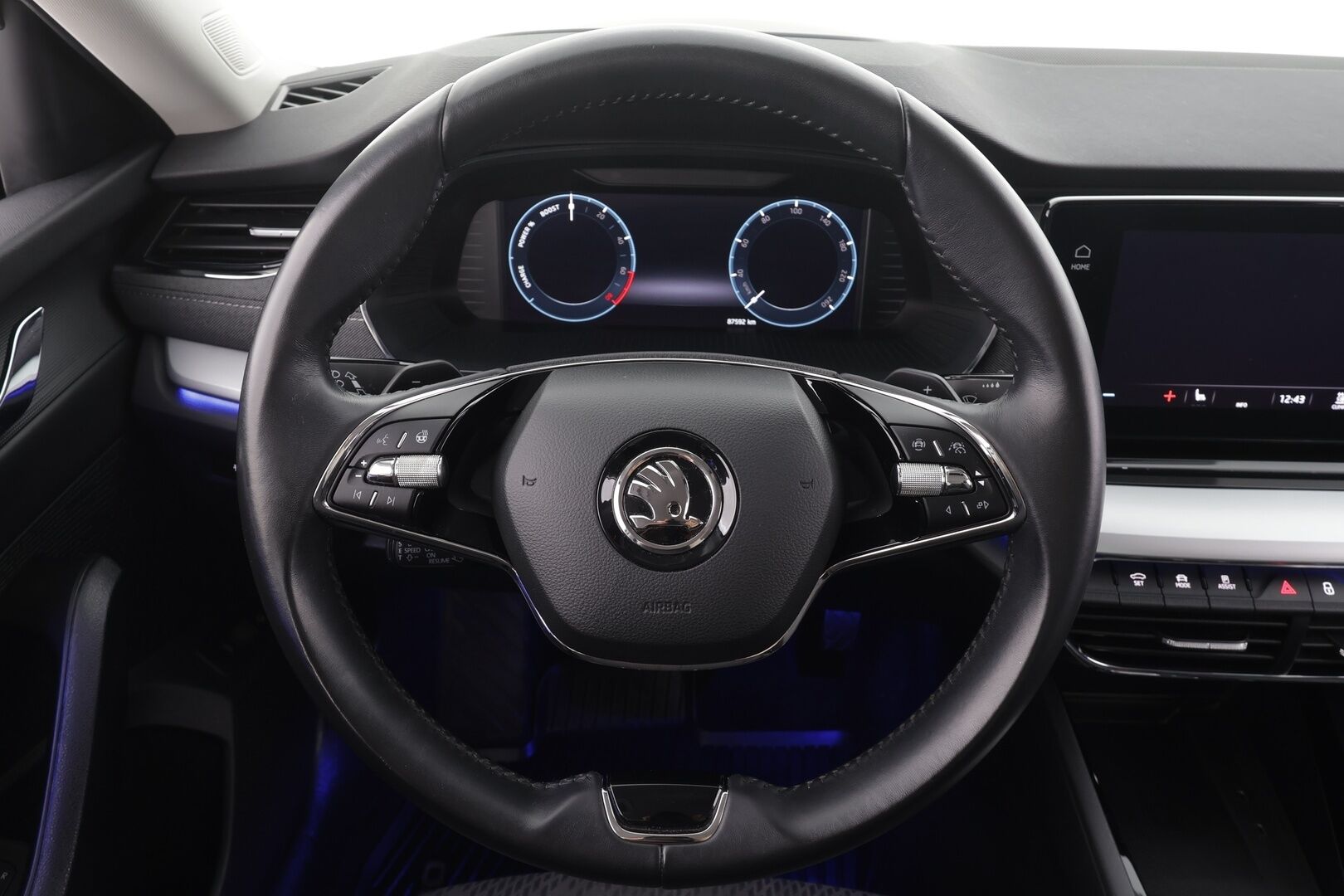 Skoda Octavia 2021 1,4 TSI PHEV Style iV DSG * ACC / Matrix-LED / P.kamera / Koukku / HUD / Kaistavahti / Keyless * - Suomi-auto / 2x Latauskapeelit / Kahdet renkaat / Merkkihuollot