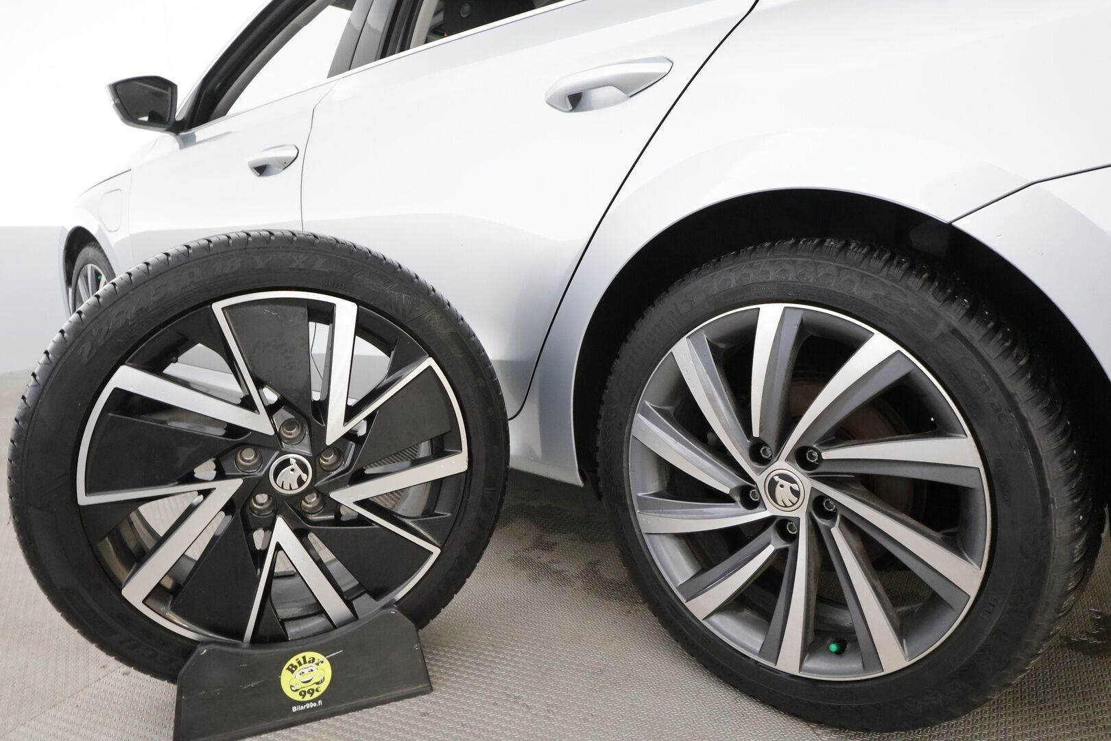 Skoda Octavia 2021 1,4 TSI PHEV Style iV DSG * ACC / Matrix-LED / P.kamera / Koukku / HUD / Kaistavahti / Keyless * - Suomi-auto / 2x Latauskapeelit / Kahdet renkaat / Merkkihuollot