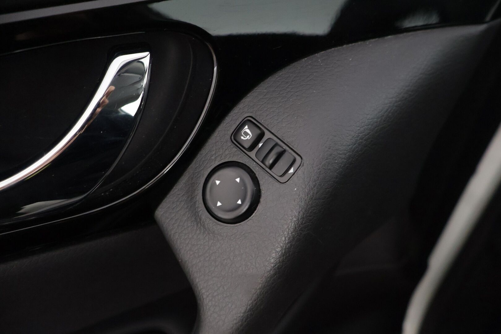 Nissan Qashqai 2021 DIG-T 160 N-Connecta 2WD DCT NNC * Suomi-auto / Lohkolämmitin / 360-kamera / Keyless Go / Navi ** - *Siistikuntoinen vähän ajettu Suomiauto! / CarPlay / Tutkat / LED / 2x renkaat* 