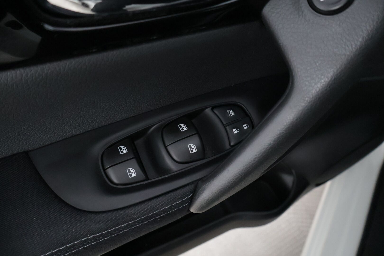 Nissan Qashqai 2021 DIG-T 160 N-Connecta 2WD DCT NNC * Suomi-auto / Lohkolämmitin / 360-kamera / Keyless Go / Navi ** - *Siistikuntoinen vähän ajettu Suomiauto! / CarPlay / Tutkat / LED / 2x renkaat* 
