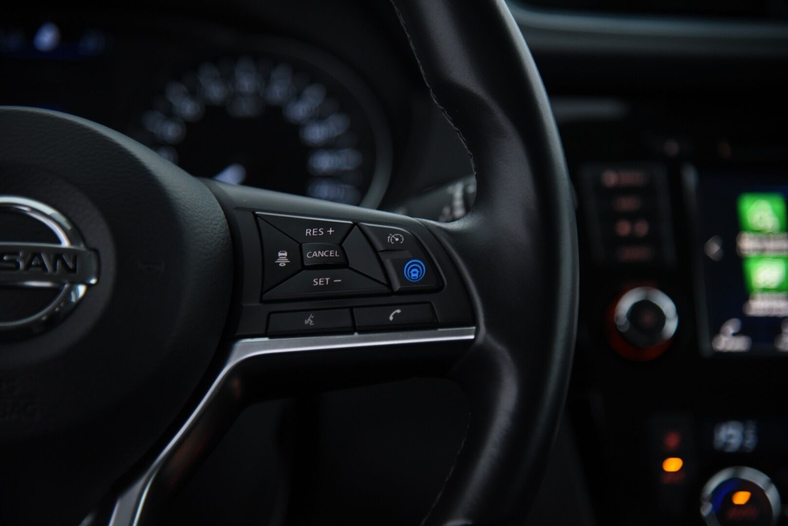 Nissan Qashqai 2020 DIG-T 160 Tekna 2WD DCT MY19-WLTP / Adapt. Vakkari / 1. Om. Suomi-Auto / 360 kamera / Navi - Merkkihuolettu / LED 