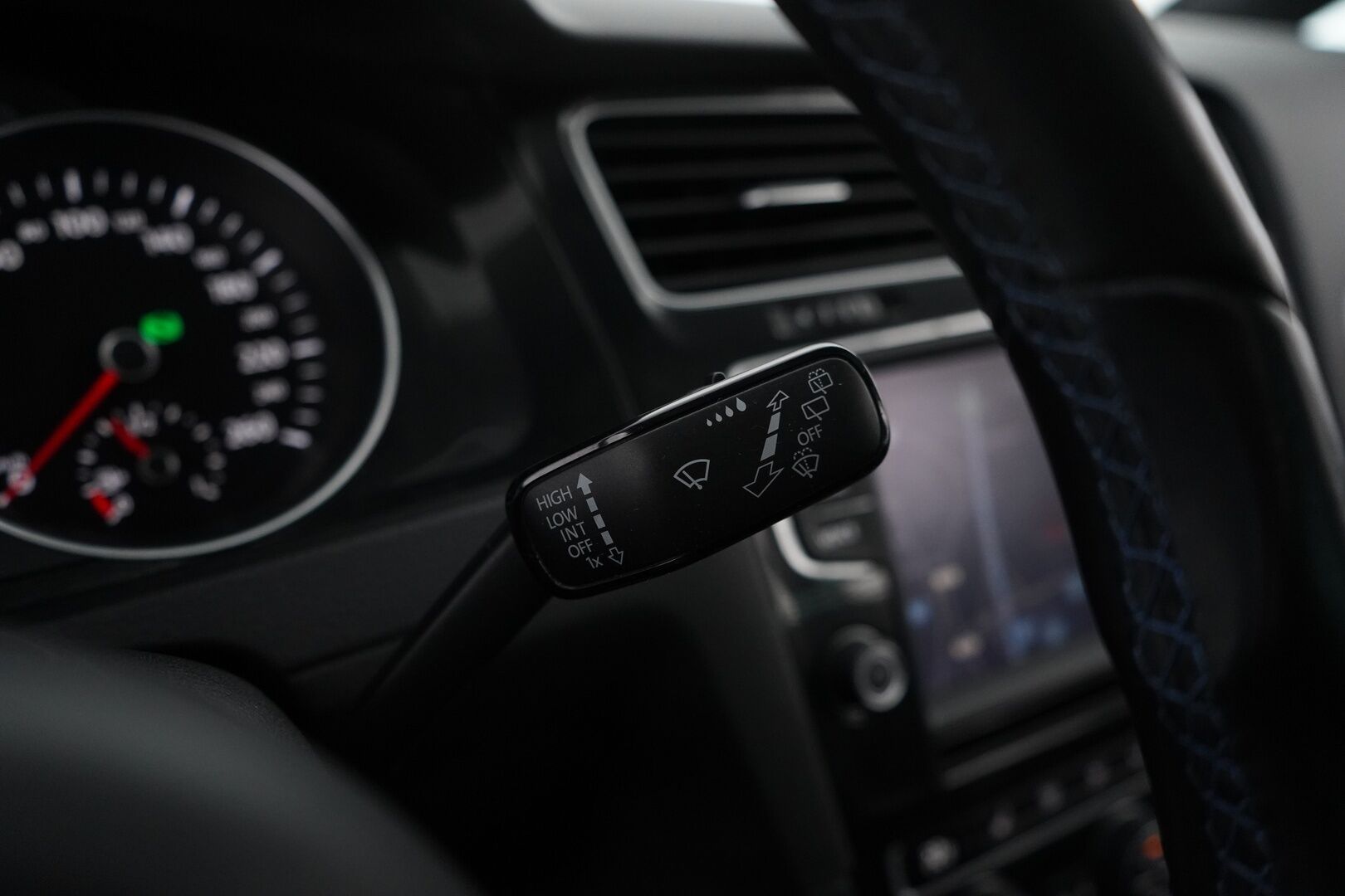 Volkswagen Golf 2015 GTE Plug-In Hybrid 150 kW (204 hv) DSG-automaatti *ACC / Panorama / Tutkat / LED / Lohko+sisä* - Seuraava katsastus 09/2026 / Kahdet vanteet