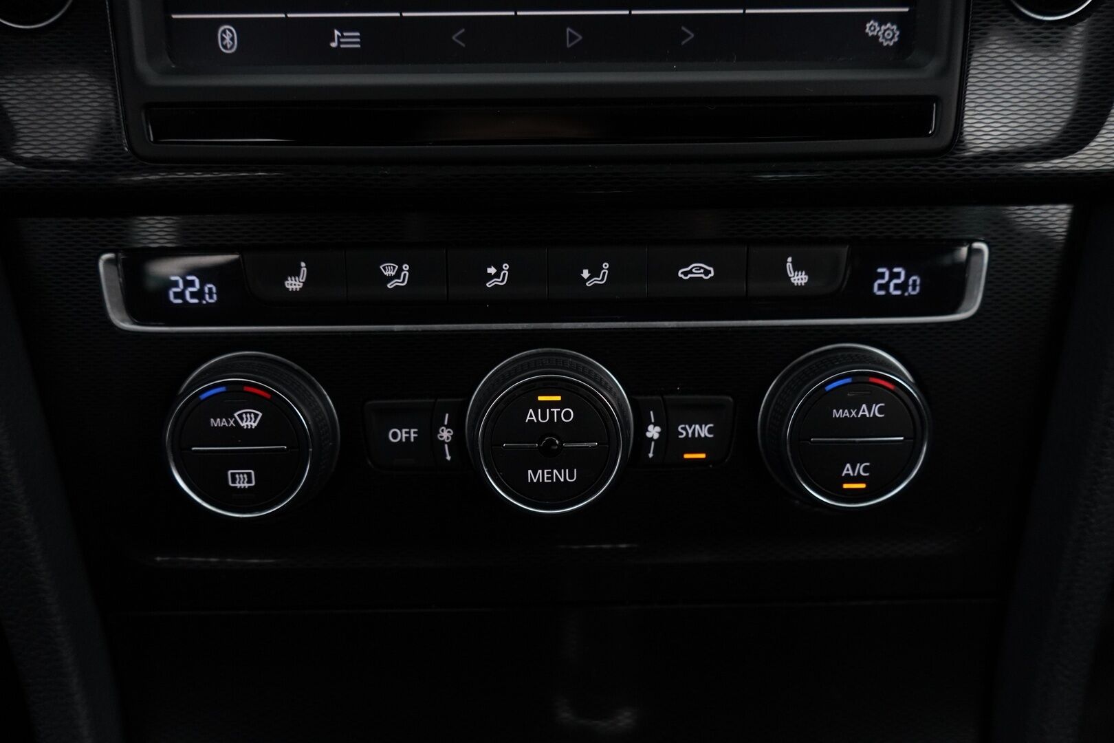 Volkswagen Golf 2015 GTE Plug-In Hybrid 150 kW (204 hv) DSG-automaatti *ACC / Panorama / Tutkat / LED / Lohko+sisä* - Seuraava katsastus 09/2026 / Kahdet vanteet