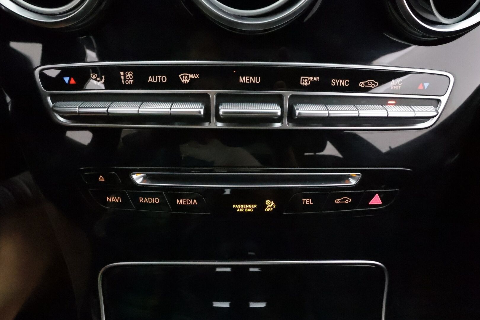 Mercedes-Benz C 2017 220 BlueTec T A Premium Business AMG **Panorama / ILS-LED / P.Kamera / Sporttinahat / Vakkari** - Kahdet Renkaat