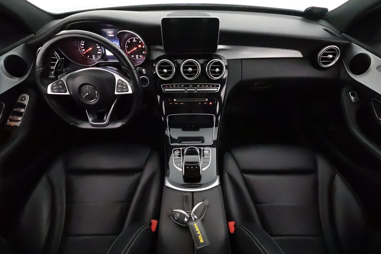 Mercedes-Benz C 2017 220 BlueTec T A Premium Business AMG **Panorama / ILS-LED / P.Kamera / Sporttinahat / Vakkari** - Kahdet Renkaat