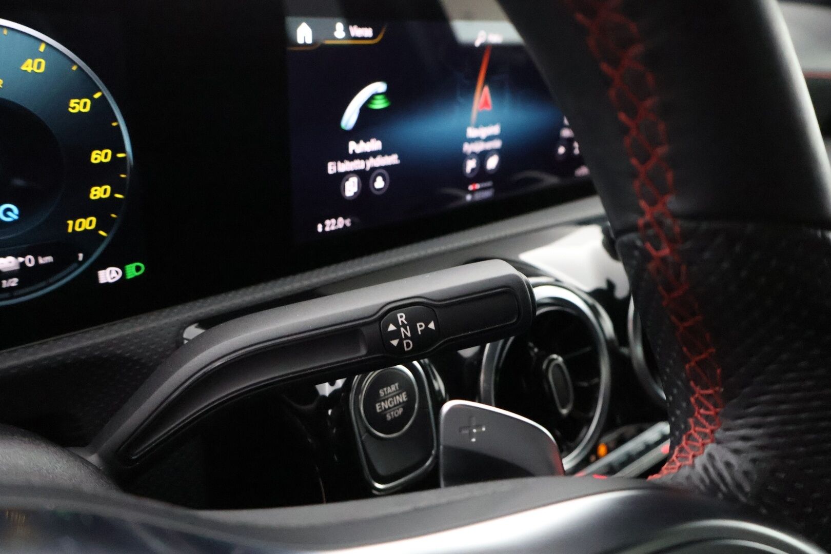 Mercedes-Benz A 2020 250 e A Business AMG Edition EQ Power - Distronic Pro / Widescreen / Multibeam / Peruutuskamera / Nahka-Alcantara / Navi / Sporttipenkit / Juuri saapunut! 