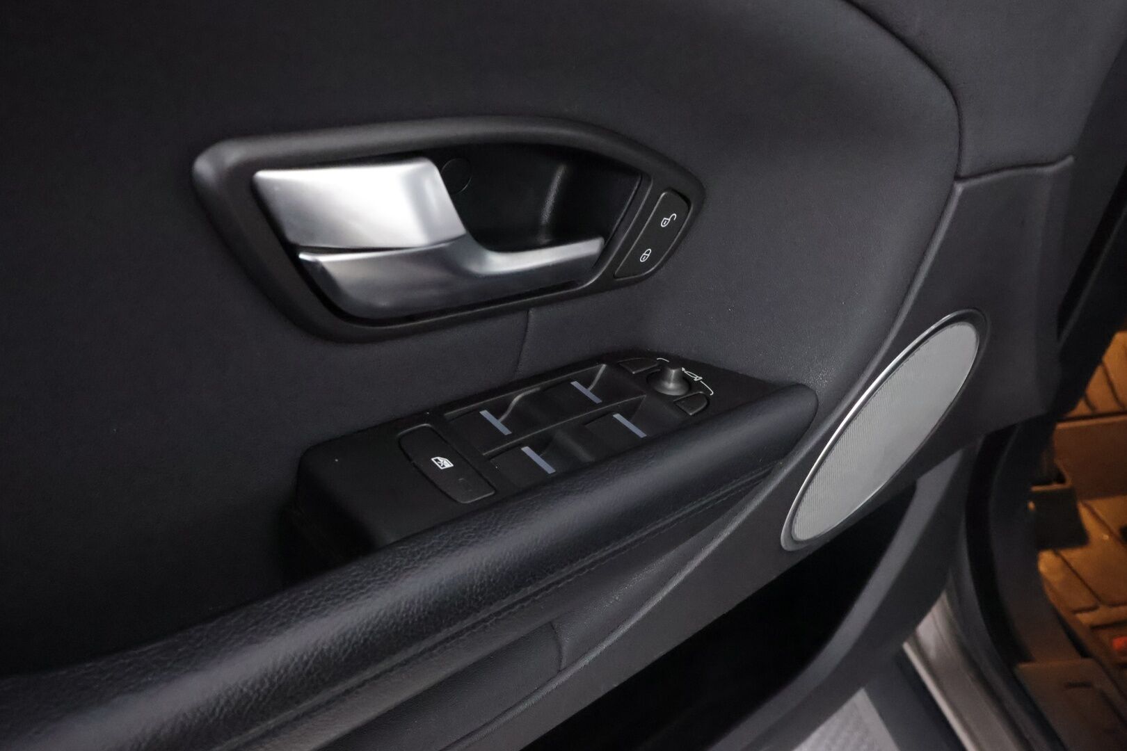 Land Rover Range Rover Evoque 2017 2,0 TD4 150 Aut Dynamic Business - MYYDÄÄN HUUTOKAUPAT.COM! - MYYDÄÄN HUUTOKAUPAT.COM!