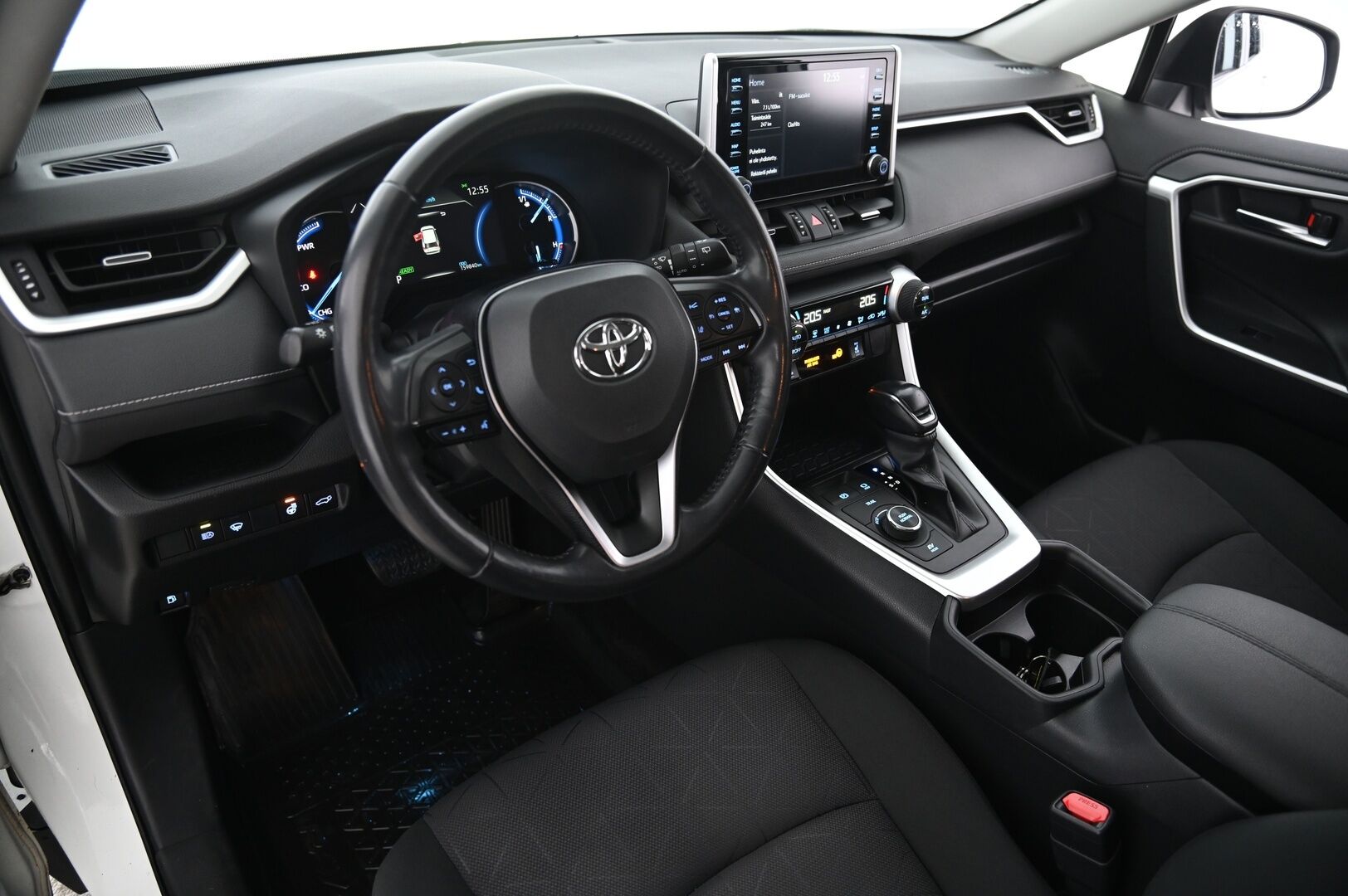 Toyota RAV4 2019 2,5 Hybrid AWD-i Active *ACC / Koukku / Kamera / LED* -  2x alut ja hyvät renkaat / 03/2026 akusto tarkastettu ja huollettu Merkkiliikkeessä / Tuulilasi juuri vaihdettu