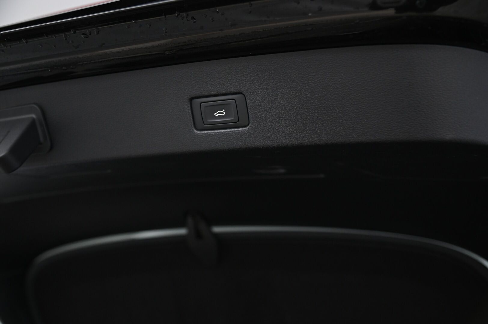 Audi A7 2021 14.1 kwh Business Sport 50 TFSI e quattro S-Line  *Suomi-Auto / S-Line / ACC / Bang & Olufsen / Digimittaristo / Audi Pre Sense* - *Juuri saapunut! / Matrix-LED / Navi / Ambient Light / P-Kamera / Tutkat / Kessy / Audi Smartphone Interface / Urheiluistuimet / 2X Renkaat*