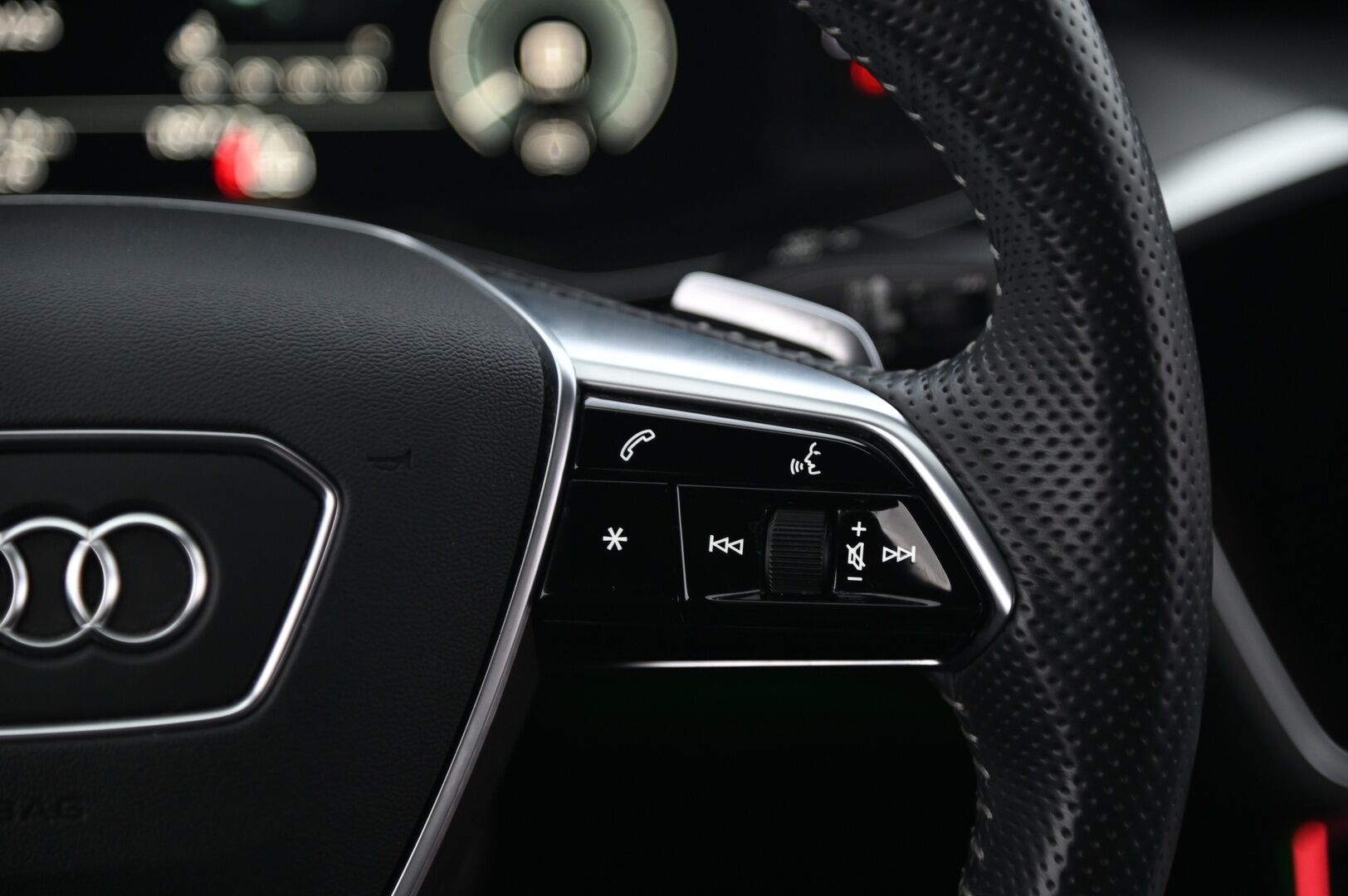 Audi A7 2021 14.1 kwh Business Sport 50 TFSI e quattro S-Line  *Suomi-Auto / S-Line / ACC / Bang & Olufsen / Digimittaristo / Audi Pre Sense* - *Juuri saapunut! / Matrix-LED / Navi / Ambient Light / P-Kamera / Tutkat / Kessy / Audi Smartphone Interface / Urheiluistuimet / 2X Renkaat*