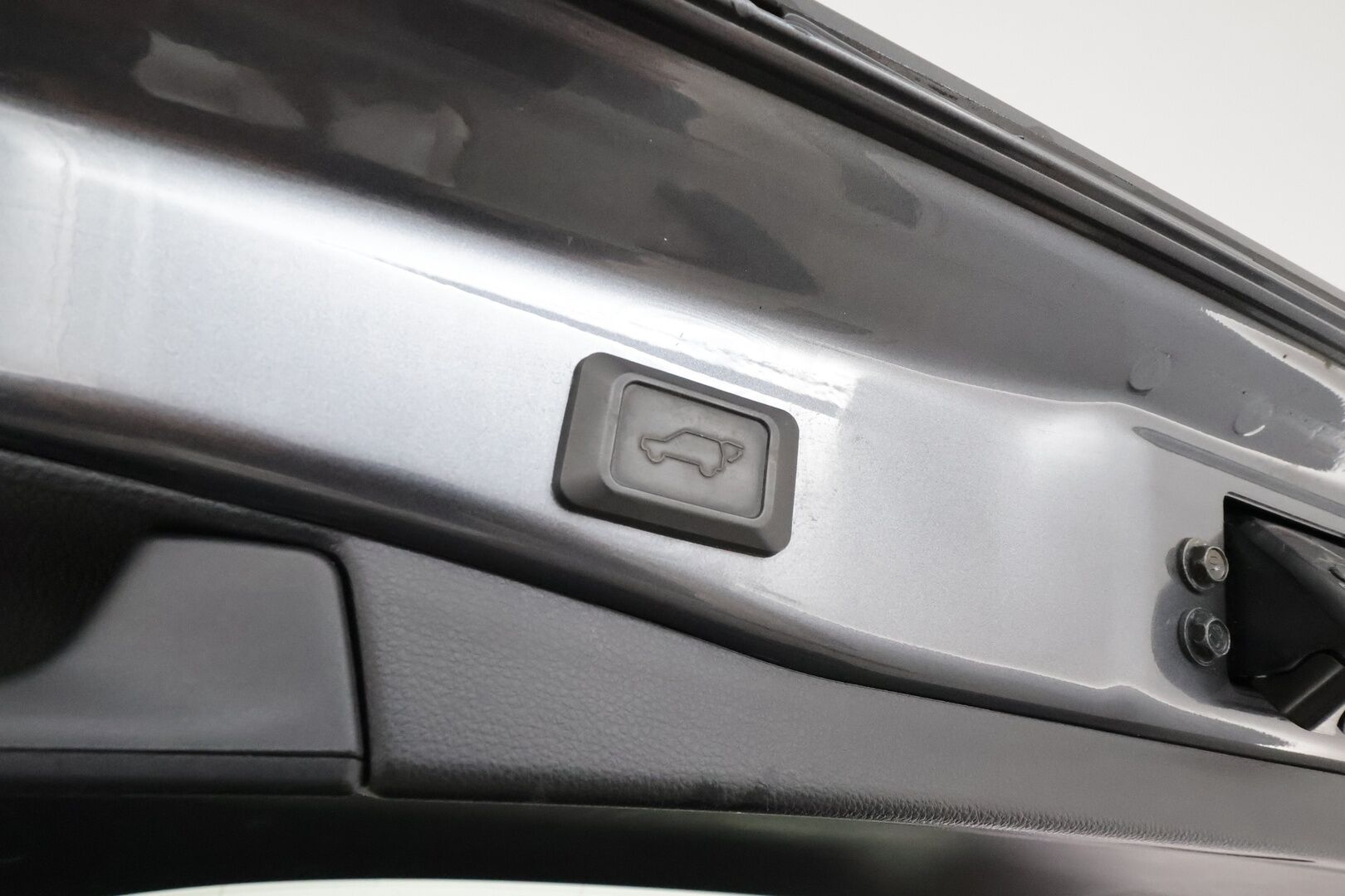Toyota RAV4 2020 2,0 VVT-iE AWD Business Multidrive S **Adapt.vakkari / Webasto / Navi / Koukku / LED / KeylessGo / P.kamera** - 3,99 % KORKOTARJOUS TÄHÄN AUTOON 31.8. ASTI! - Suomi-auto / Kahdet renkaat aluvanteilla / Merkkihuollettu / Ratin lämmitin / Tuulilasin lämmitin