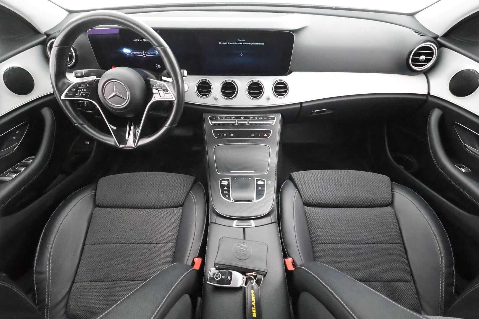 Mercedes-Benz E 2021 220 d A Business Avantgarde - | Webasto | LED | P.kamera | Widescreen | Navi | Katveavustin | Sportpenkit | Suomi-auto | Kahdet renkaat aluvanteilla |