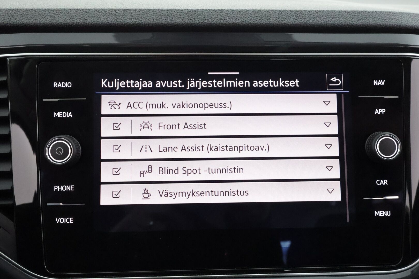 Volkswagen T-Roc 2021 Sport 1,5 TSI EVO 110 kW DSG  * ACC / P.kamera / LED / Webasto / KeylessGo / Sähköluukku / Digimittaristo * - 1.Om Suomi-auto / Kahdet renkaat aluvanteilla