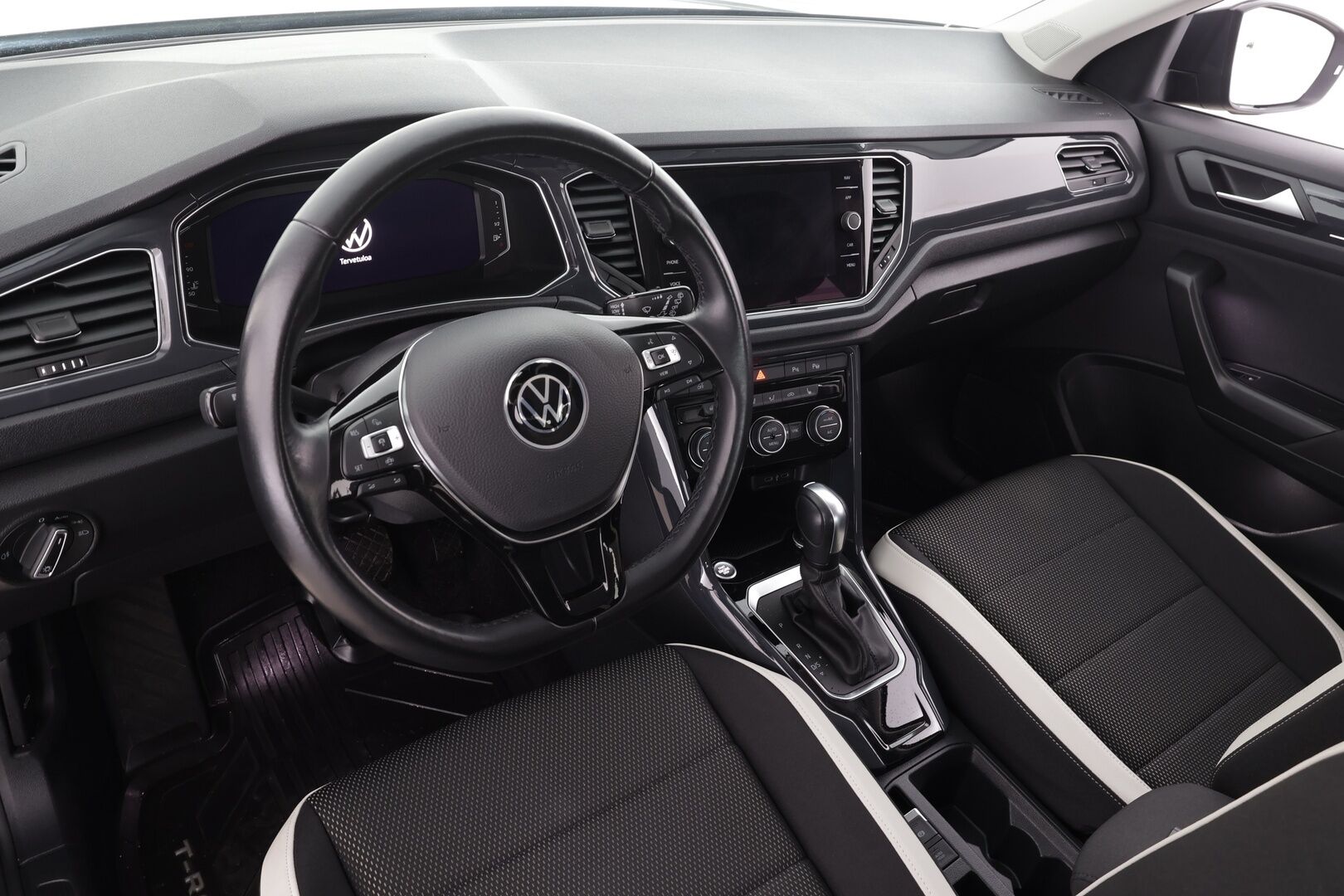 Volkswagen T-Roc 2021 Sport 1,5 TSI EVO 110 kW DSG  * ACC / P.kamera / LED / Webasto / KeylessGo / Sähköluukku / Digimittaristo * - 1.Om Suomi-auto / Kahdet renkaat aluvanteilla