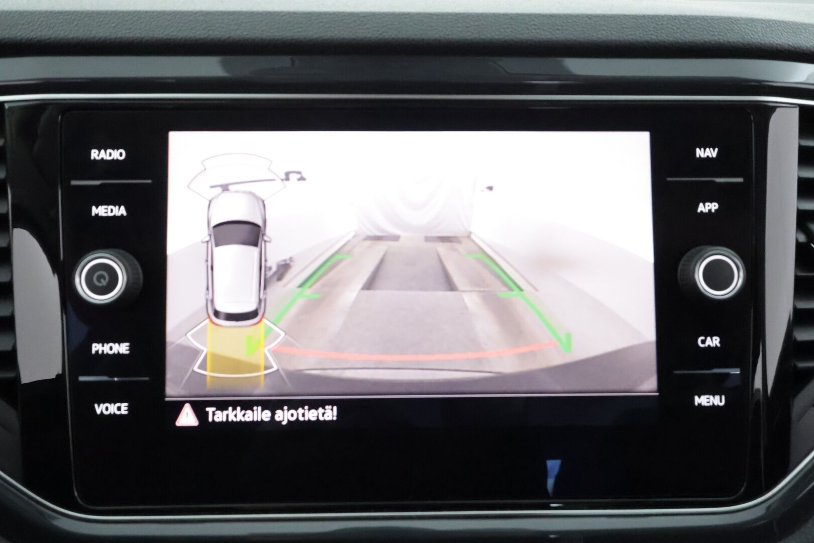 Volkswagen T-Roc 2021 Sport 1,5 TSI EVO 110 kW DSG  * ACC / P.kamera / LED / Webasto / KeylessGo / Sähköluukku / Digimittaristo * - 1.Om Suomi-auto / Kahdet renkaat aluvanteilla