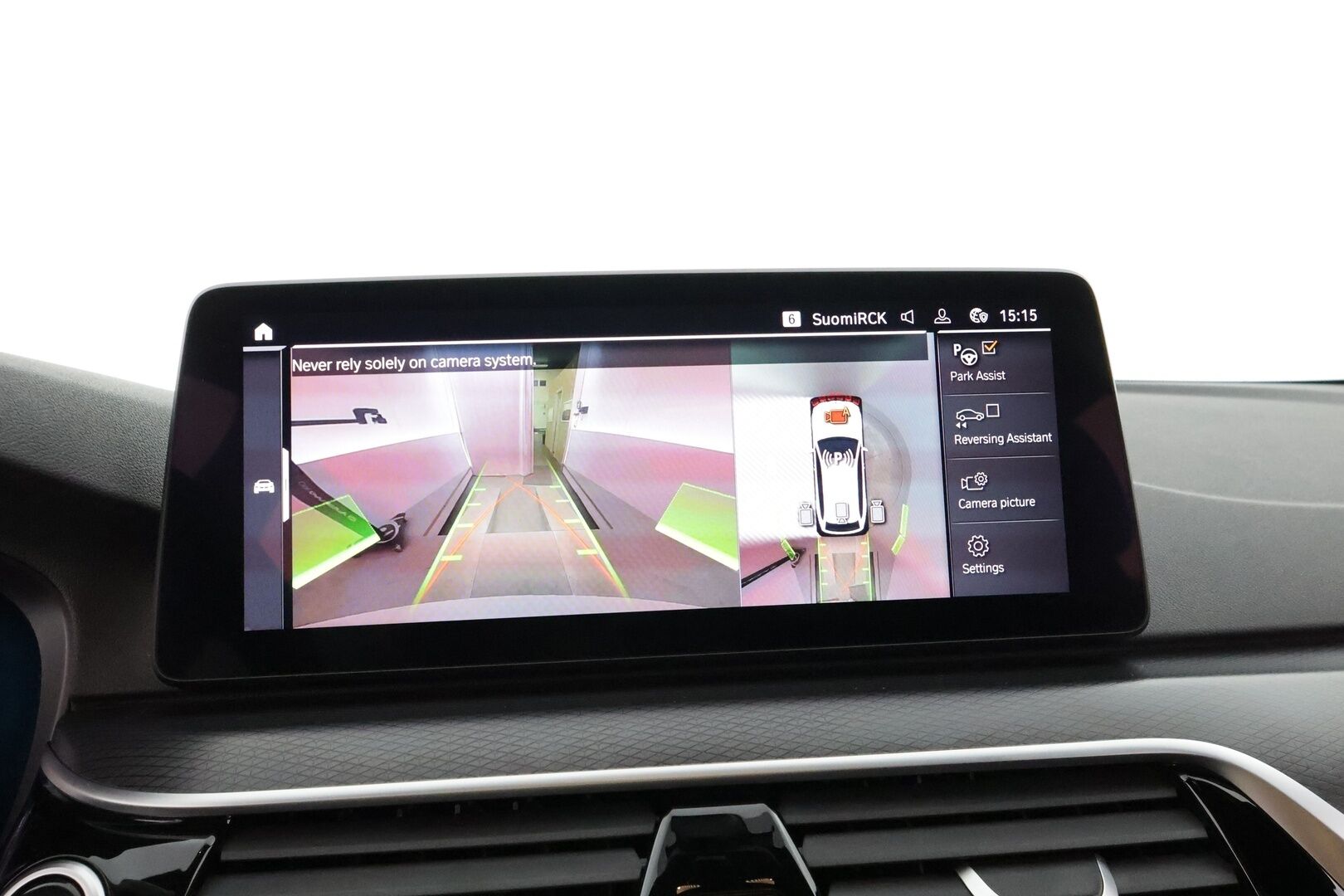 BMW 520 2021 G31 M-Sport A xDrive - 3,99 % KORKOTARJOUS TÄHÄN AUTOON 31.8. ASTI! - Suomi-auto / Webasto / Harman&Kardon / 360° Kamera / Sporttipenkit
