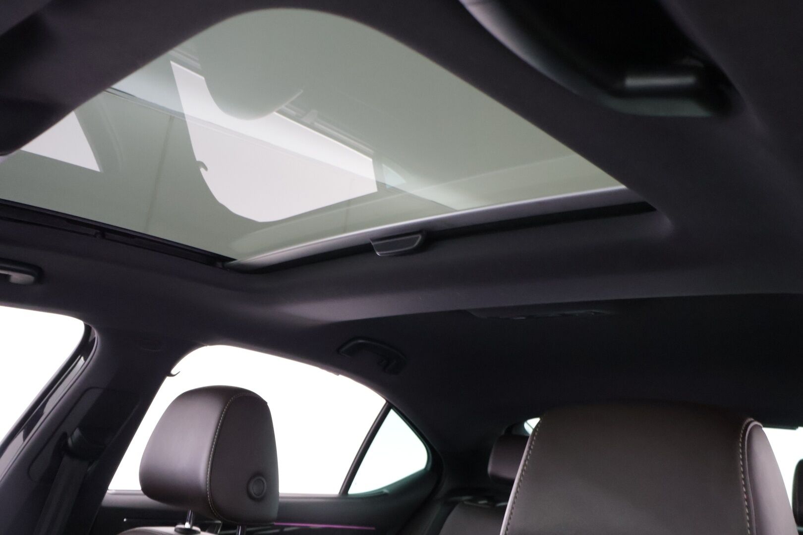 Skoda Superb 2021 1,4 TSI PHEV L&K iV DSG Autom. *Crystal LED / Canton / Ilmastoidut Muistinahat / ACC / Läm. tuulilasi+ratti / lasikatto* - SOH 94,5% / Suomi-auto / 2x renkaat - HULLUT JOULUT KORKOTARJOUS 2,49% 