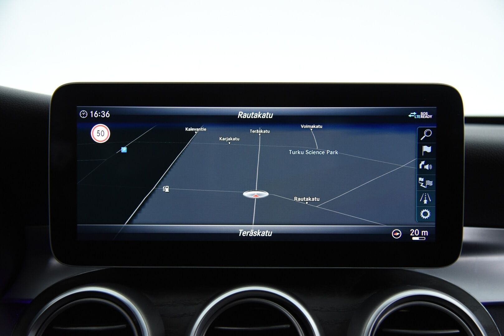 Mercedes-Benz C 2020 300 e T A Business AMG Edition EQ Power * Burmester /  P-kamera / Night paketti / LED / Ambiente * - AMG Sisä- ja ulkopaketilla / Sähk. takaluukku / Apple & Android 
