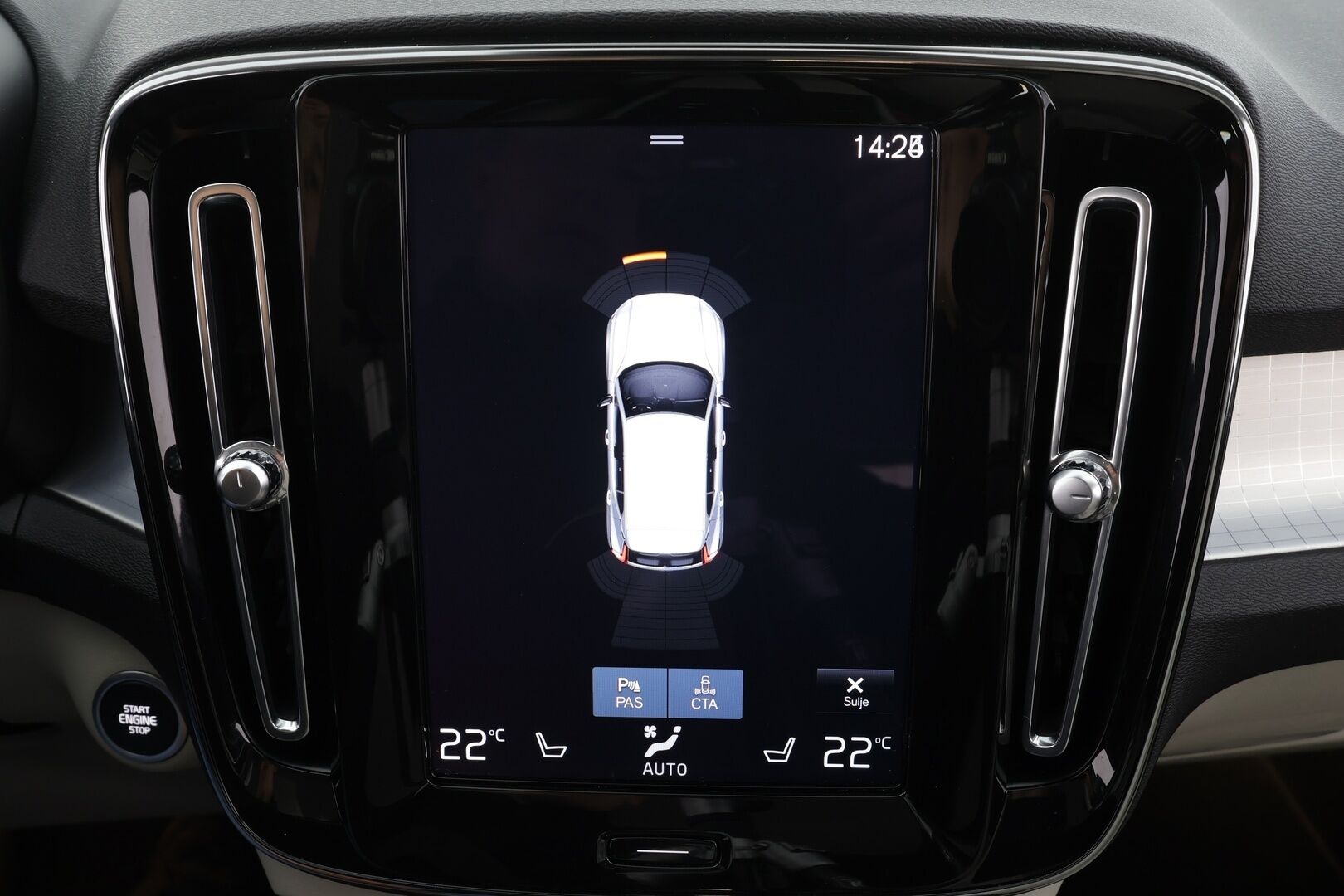 Volvo XC40 2021 T5 TwE Business Inscription Expression aut * ACC / 360° / LED / Navi / Webasto / Vaaleat nahat / KeylessGo / BLIS / H&K * - 1.Om Suomi-auto / Akku kuntotarkastettu / Kahdet renkaat aluvanteilla / Merkkihuollettu