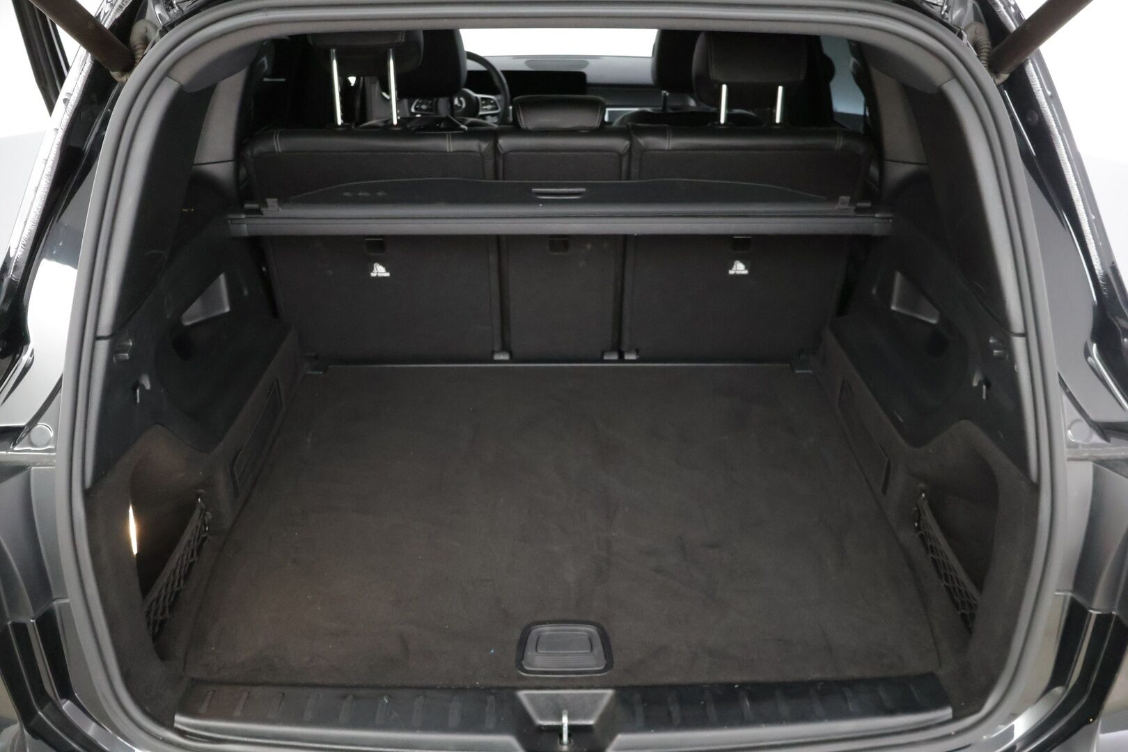 Mercedes-Benz GLB 2021 200 d A Business * / Alv. / Vetokoukku / Sähkökontti / Pkamera / Tutkat / Vakkari / Sport-penkit - 3,99 % KORKOTARJOUS TÄHÄN AUTOON - Hieno alvillinen & ryhdikäs Mercedes 
