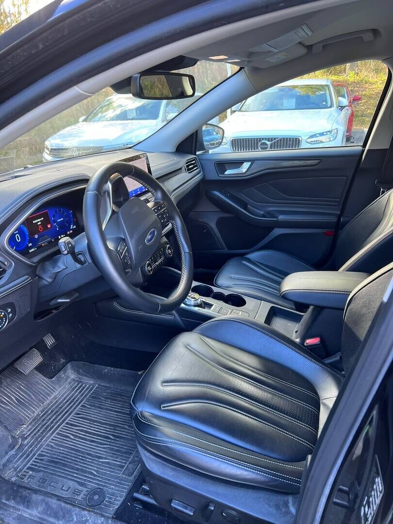 Ford Focus 2021 1,5 EcoBoost 150hv A8 Vignale 5-ovinen - | ACC | Sähkös.Nahat | Webasto | B&O | Digimittari | Lane Assist | Navi | P.kamera | Lämm.ratti | 
