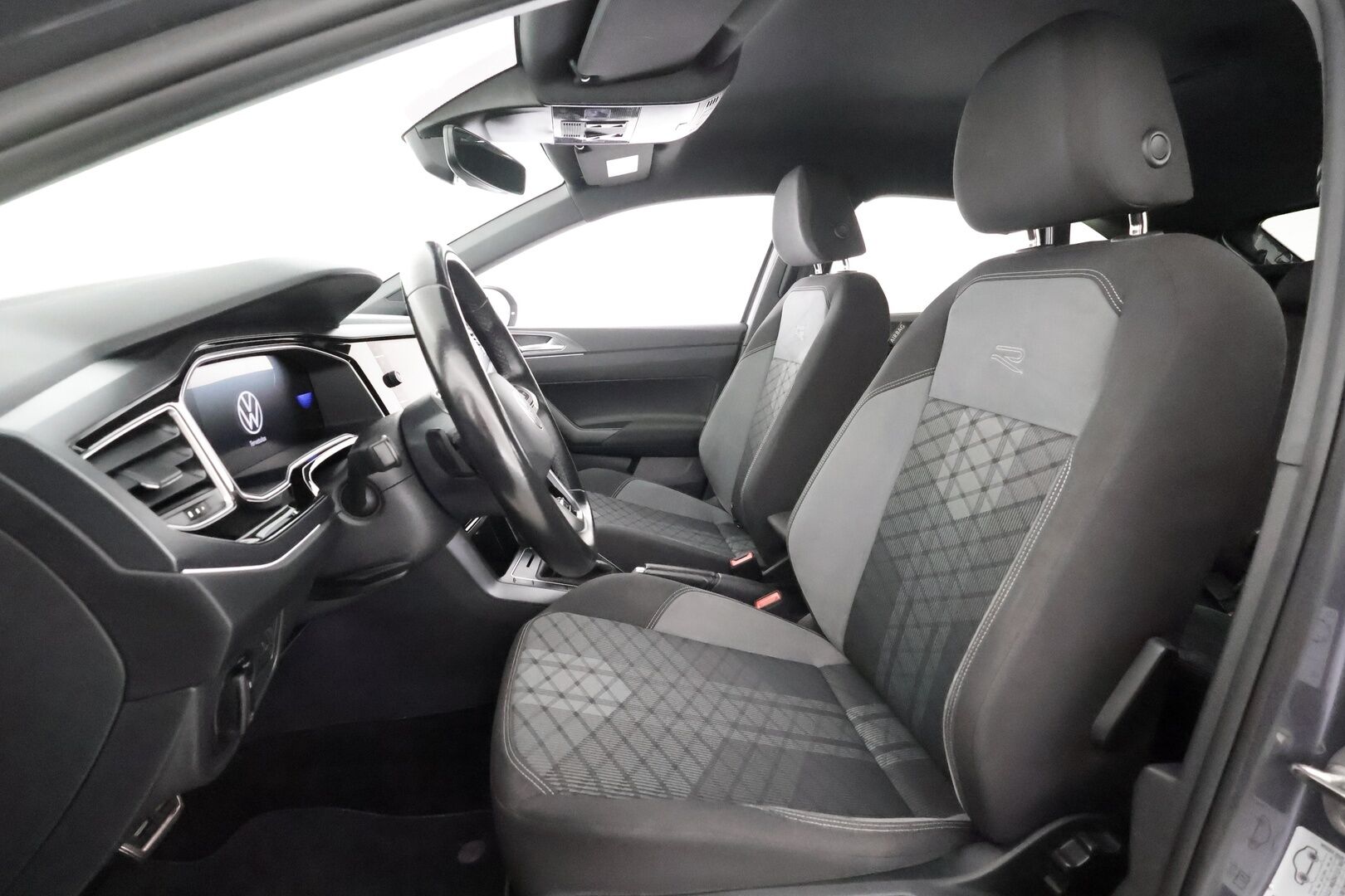 Volkswagen Taigo 2023 R-Line Business 1,5 TSI 110 kW DSG-automaatti - | ACC | LED | P.Kamera | Digimittaristo | Navi | Apple&Android | 1.Om Suomi-auto | Kahdet Renkaat |