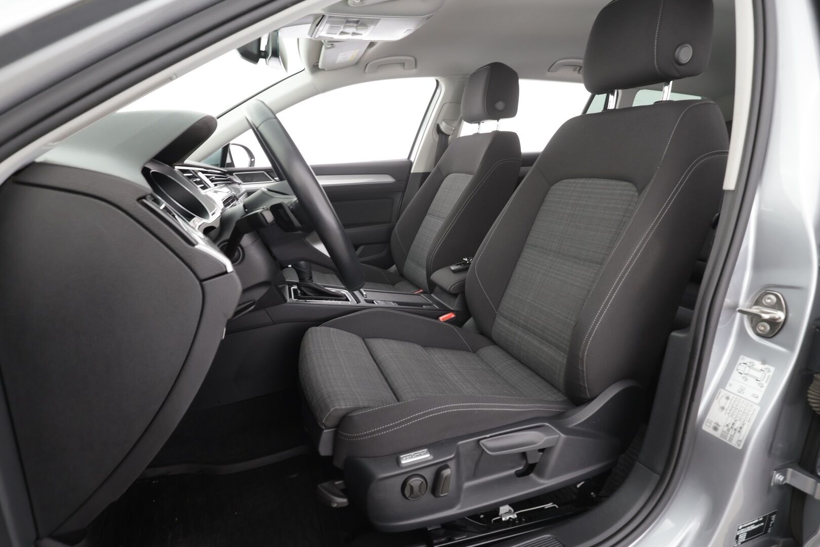 Volkswagen Passat 2021 Variant Comfort 2,0 TDI EVO SCR 110 kW DSG - 1-om. | Suomi-auto | ALV | ACC | Webasto | LED | Osasähköpenkki | Apple&Android