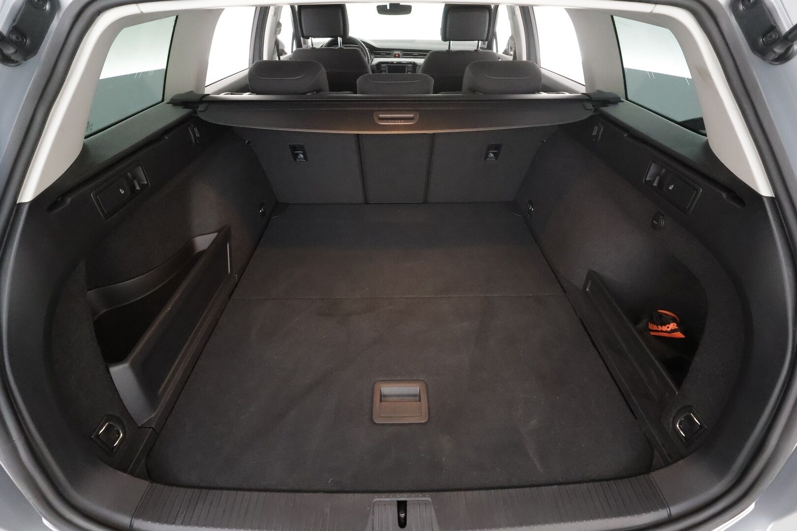 Volkswagen Passat 2021 Variant Comfort 2,0 TDI EVO SCR 110 kW DSG * ACC / Webasto / LED / Osasähköpenkki / Apple&Android * - 1.Om Suomi-auto / Merkkihuollettu / Kahdet renkaat