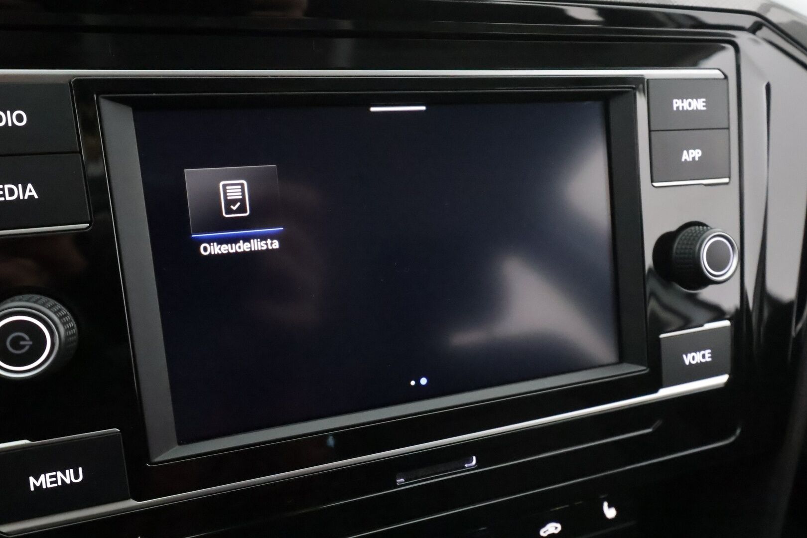 Volkswagen Passat 2021 Variant Comfort 2,0 TDI EVO SCR 110 kW DSG * ACC / Webasto / LED / Osasähköpenkki / Apple&Android * - 1.Om Suomi-auto / Merkkihuollettu / Kahdet renkaat - HULLUT AVAJAISHULINAT KORKOTARJOUS 3,29 %