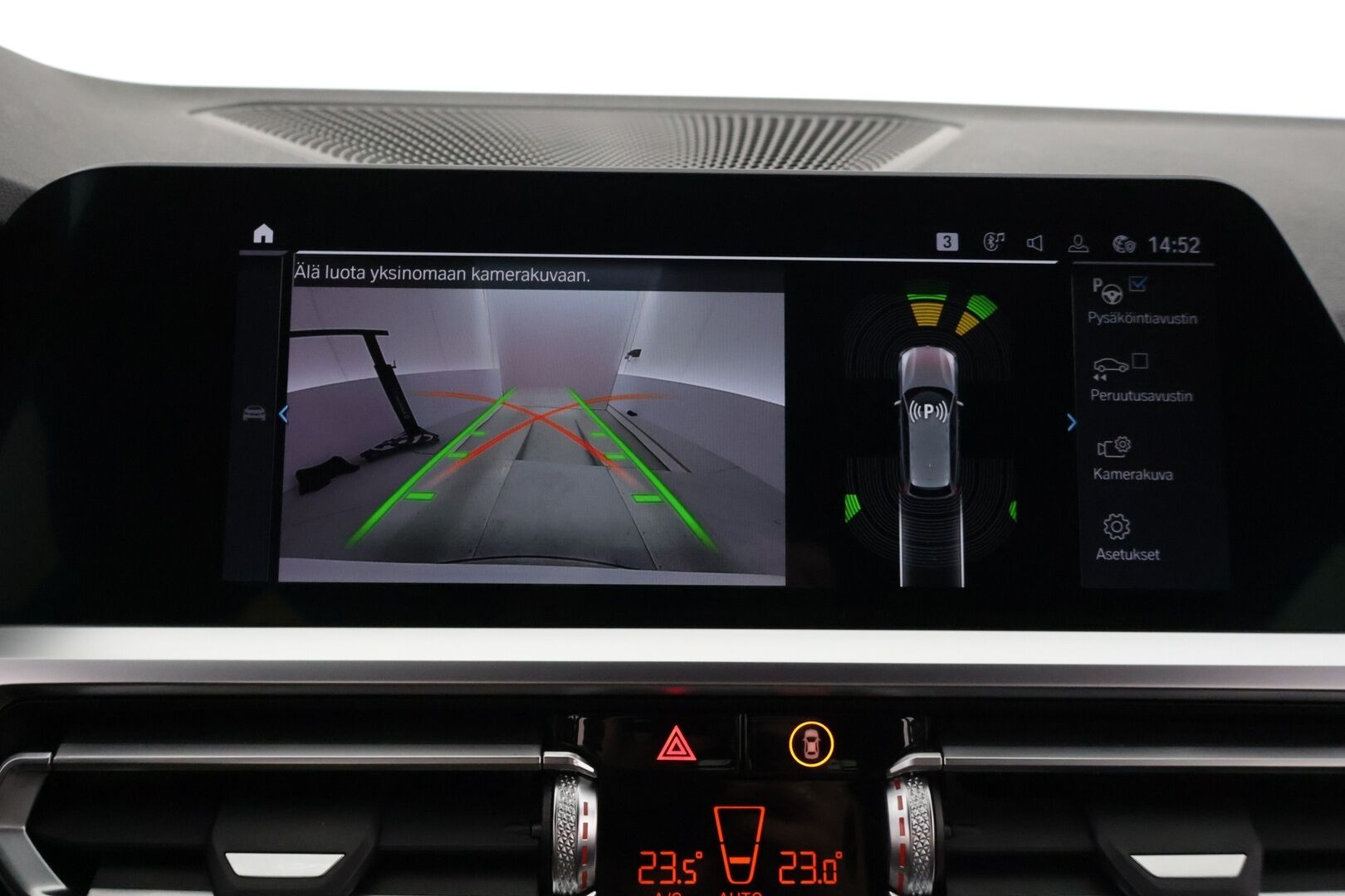 BMW 330 2021 G21 Touring 330e xDrive A Charged Edition M Sport - Vakkari / Koukku / P-kamera / HiFi / Nahka-alcantara Sporttipenkit / 2x renkaat / Apple&Android / - HULLU BLACKWEEK KORKOTARJOUS 2,49%