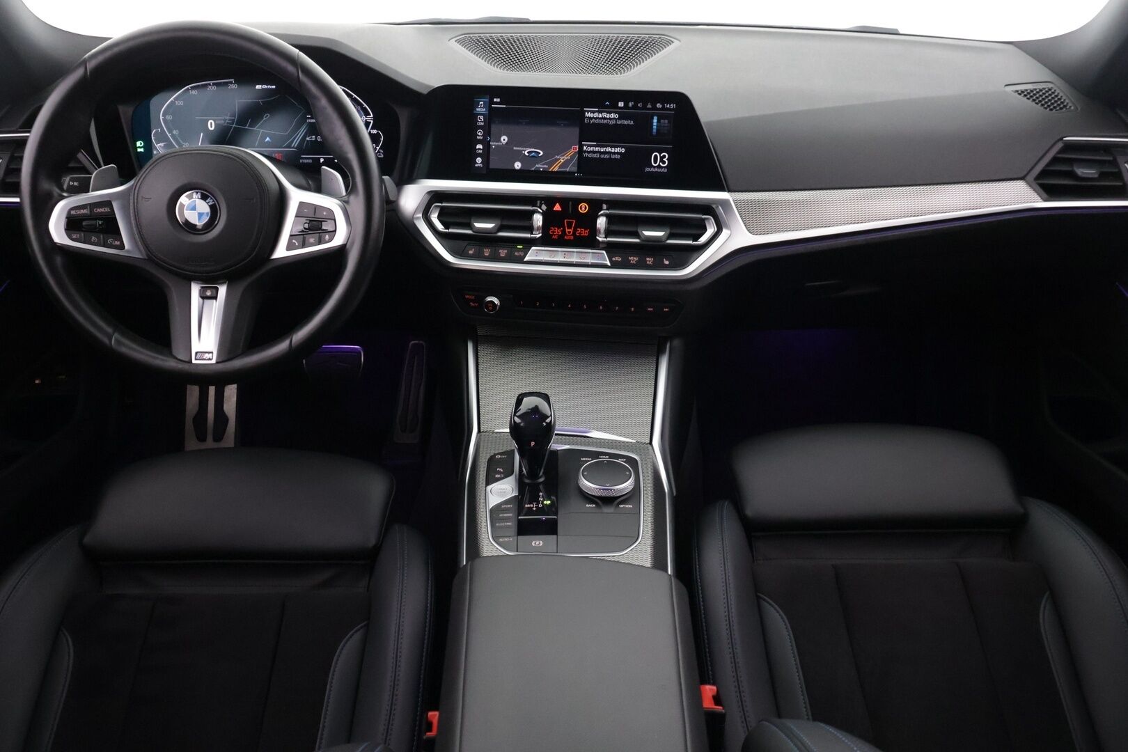 BMW 330 2021 G21 Touring 330e xDrive A Charged Edition M Sport - Vakkari / Koukku / P-kamera / HiFi / Nahka-alcantara Sporttipenkit / 2x renkaat / Apple&Android / - HULLU BLACKWEEK KORKOTARJOUS 2,49%