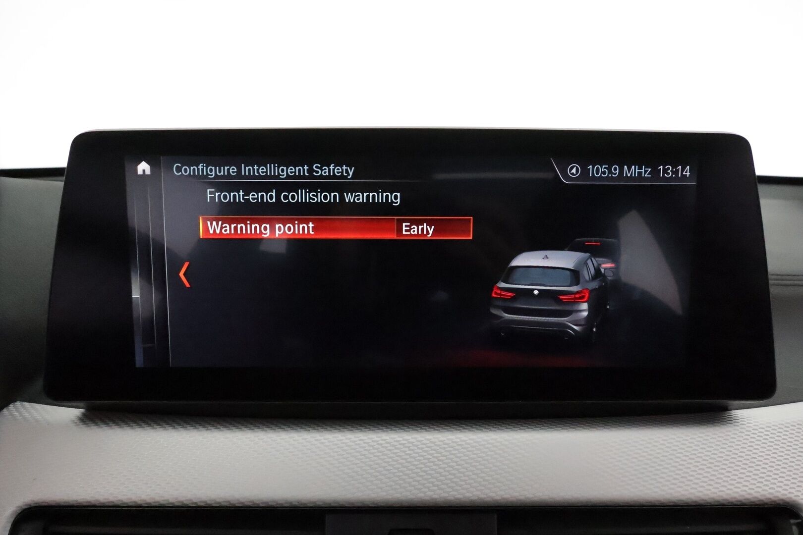 BMW X1 2021 F48 xDrive25e A Charged Edition M Sport *Adapt.Vakkari / Panorama / H&K / HUD / Vetokoukku / Sporttipenkit / P.kamera* - KATSO MIHIN RAHAAN! / Suomi-auto / Akku kuntotarkastettu! / Kahdet renkaat aluvanteilla - Osta nyt, maksa vasta ensi vuonna