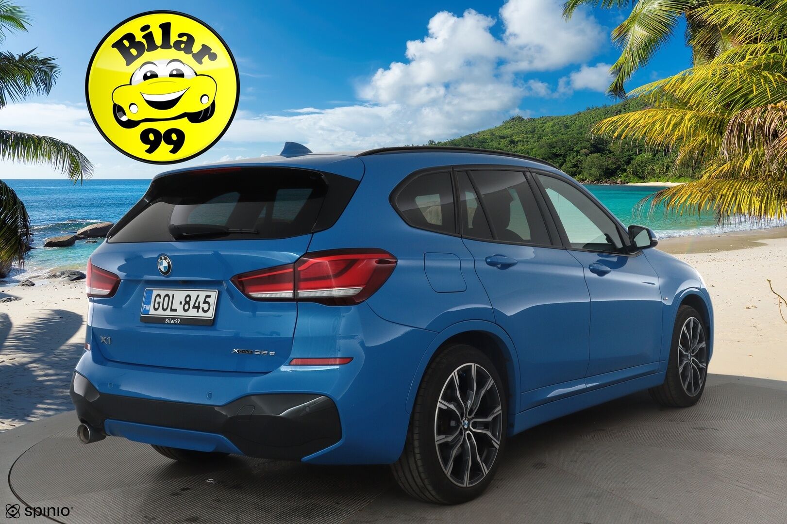 BMW X1 2021 F48 xDrive25e A Charged Edition M Sport *Adapt.Vakkari / Panorama / H&K / HUD / Vetokoukku / Sporttipenkit / P.kamera* - Suomi-auto / Akku kuntotarkastettu! / Kahdet renkaat aluvanteilla