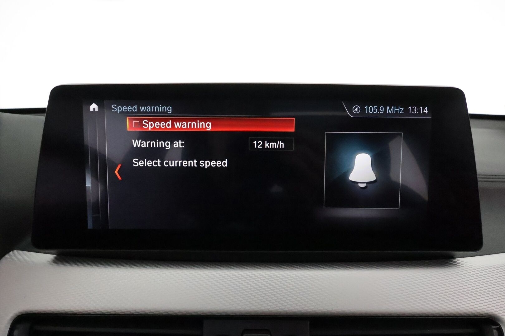 BMW X1 2021 F48 xDrive25e A Charged Edition M Sport *Adapt.Vakkari / Panorama / H&K / HUD / Vetokoukku / Sporttipenkit / P.kamera* - KATSO MIHIN RAHAAN! / Suomi-auto / Akku kuntotarkastettu! / Kahdet renkaat aluvanteilla - Osta nyt, maksa vasta ensi vuonna