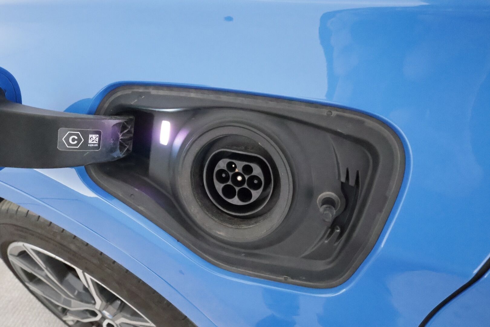 BMW X1 2021 F48 xDrive25e A Charged Edition M Sport *Adapt.Vakkari / Panorama / H&K / HUD / Vetokoukku / Sporttipenkit / P.kamera* - KATSO MIHIN RAHAAN! / Suomi-auto / Akku kuntotarkastettu! / Kahdet renkaat aluvanteilla - Osta nyt, maksa vasta ensi vuonna