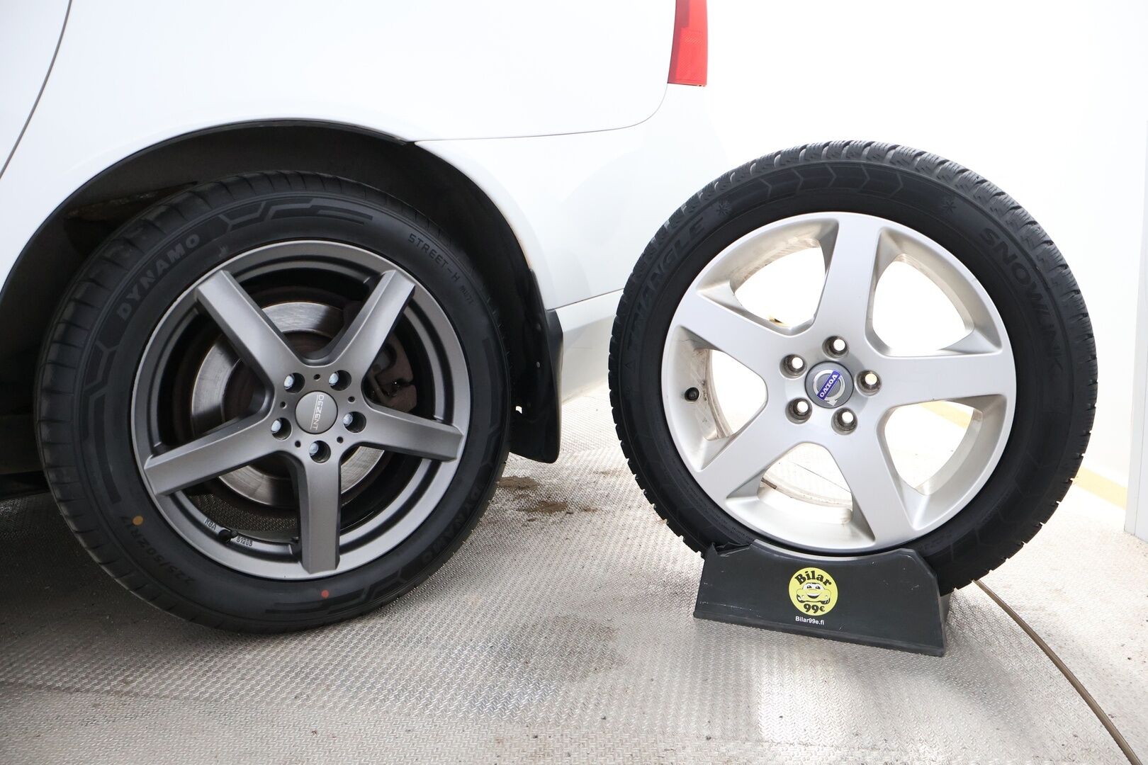 Volvo V70 2008 T6 AWD Polestar - Webasto / High Perf Audio / Nahkasisusta / Vetokoukku / Xenon / Peruutustutka / Harvinaisuus!