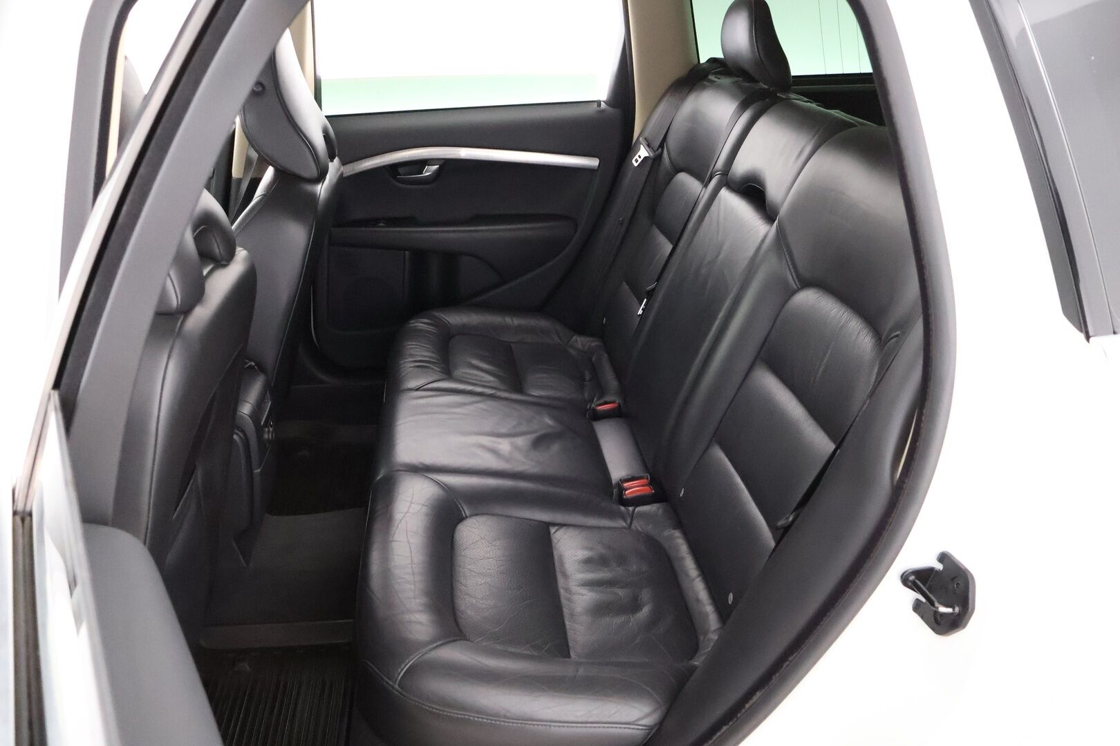 Volvo V70 2008 T6 AWD Polestar - Webasto / High Perf Audio / Nahkasisusta / Vetokoukku / Xenon / Peruutustutka / Harvinaisuus!