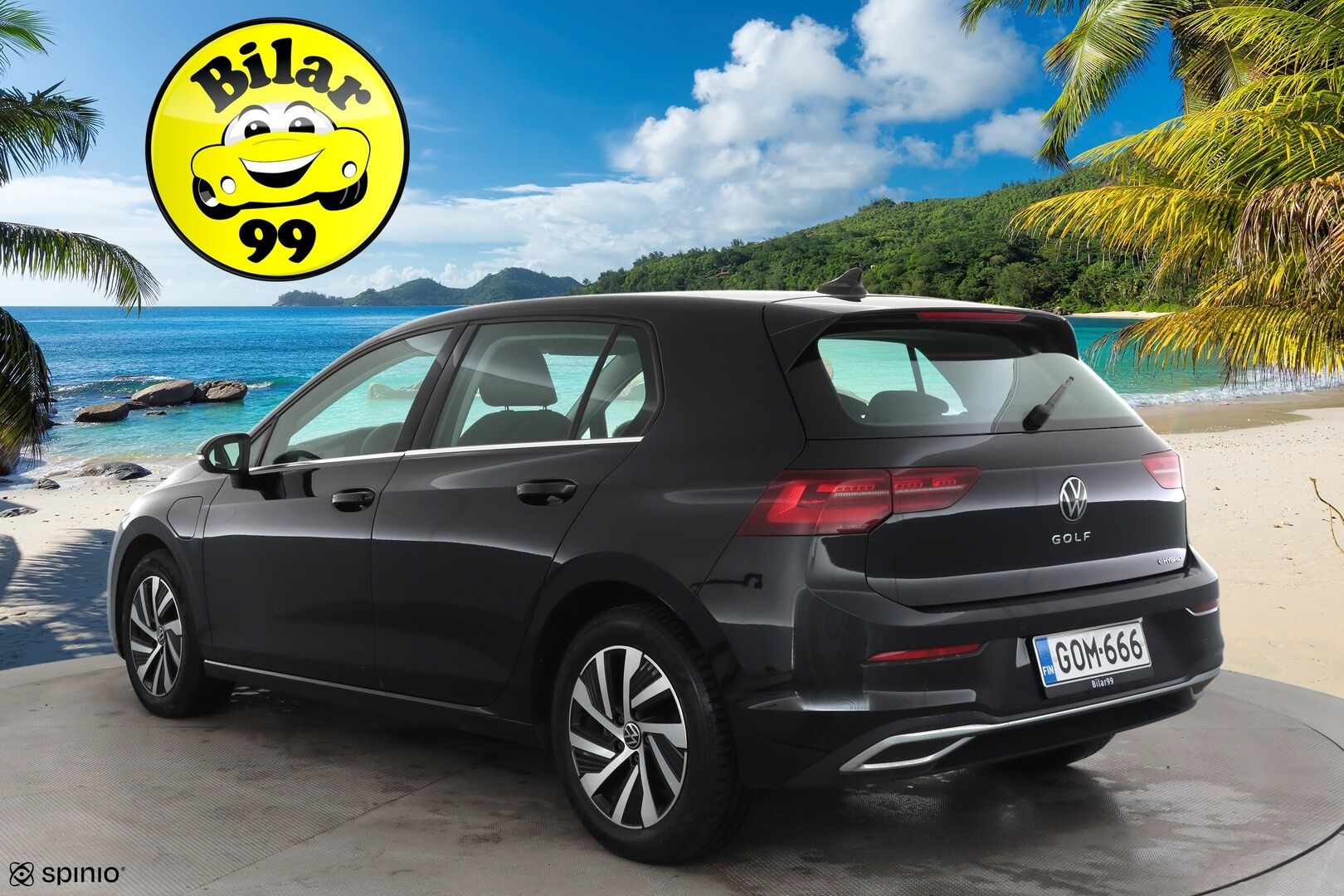 Volkswagen Golf 2021 Style eHybrid 150 kW (PHEV) DSG * ACC / P.kamera / IQ.Light / Webasto / Hierova muistipenkki / Navi / Keyless * - 1.Om Suomi-auto / Kahdet renkaat aluvanteilla / Merkkihuollettu