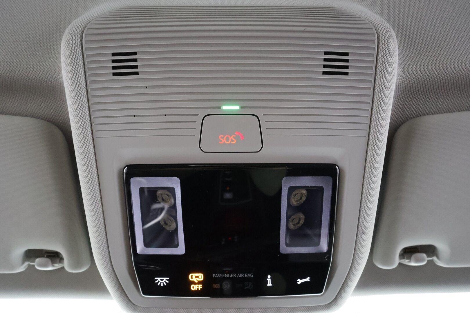 Volkswagen Golf 2021 Style eHybrid 150 kW (PHEV) DSG * ACC / P.kamera / IQ.Light / Webasto / Hierova muistipenkki / Navi / Keyless * - 1.Om Suomi-auto / Kahdet renkaat aluvanteilla / Merkkihuollettu