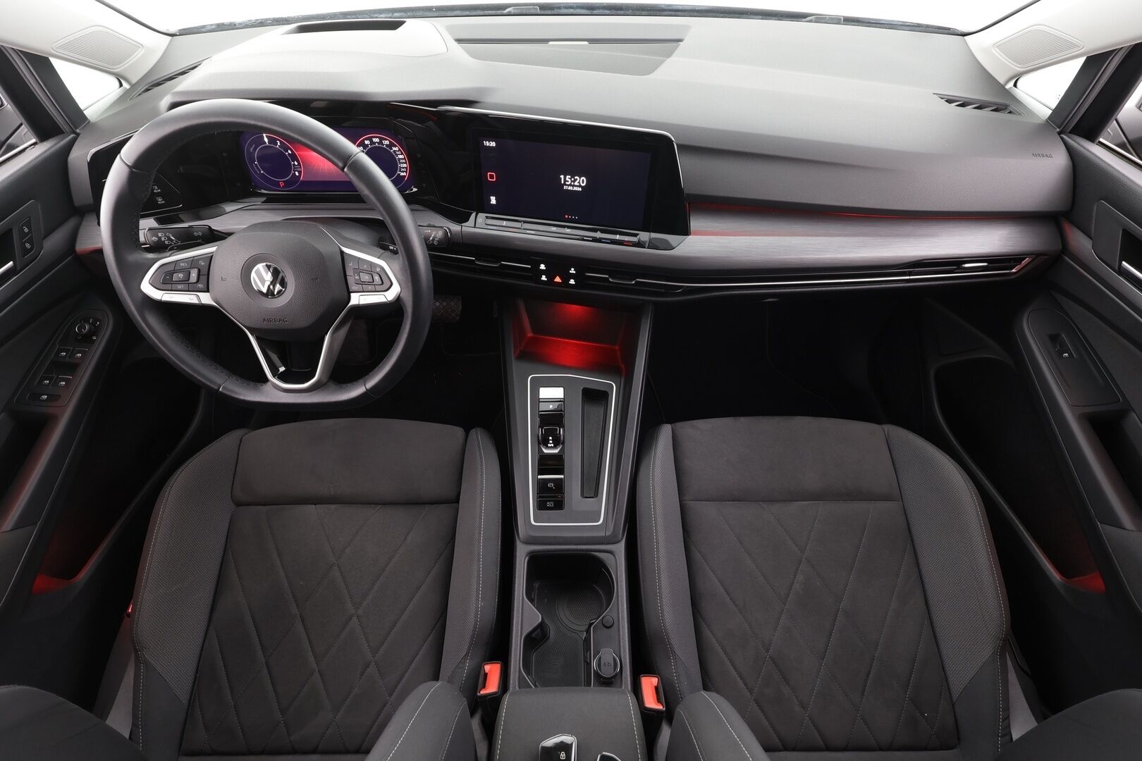 Volkswagen Golf 2021 Style eHybrid 150 kW (PHEV) DSG * ACC / P.kamera / IQ.Light / Webasto / Hierova muistipenkki / Navi / Keyless * - 1.Om Suomi-auto / Kahdet renkaat aluvanteilla / Merkkihuollettu