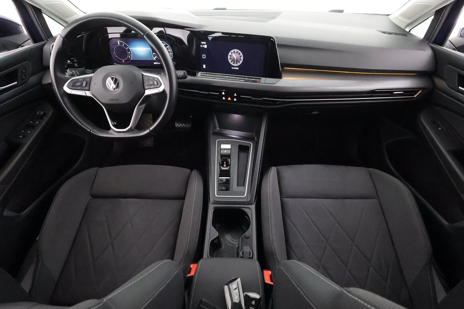 Volkswagen Golf 2021 Style eHybrid 150kW (PHEV) DSG-Aut. - ACC | Webasto | Matrix-LED | Hierova Muistipenkki | HUD | Kamera | Ratinlämmitys | Apple&Android | Suomi-auto | Kahdet Renkaat VW alumiinivantein | SOH 92.8 | Suomi-auto - KORKO VAIN 3,99 %